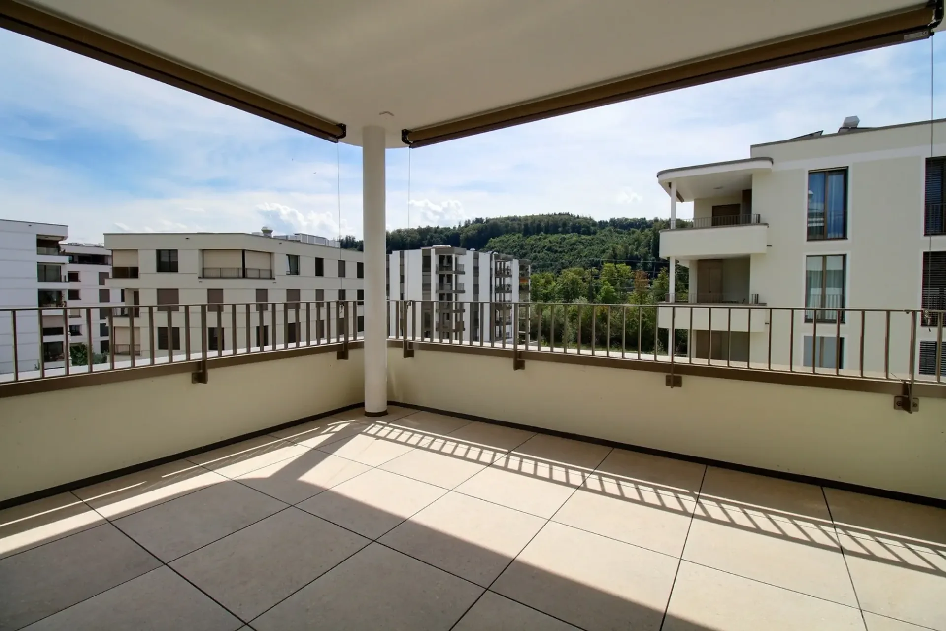 Aussergewöhnliche 4.5-Zimmer-Wohnung zur Miete in Marly!