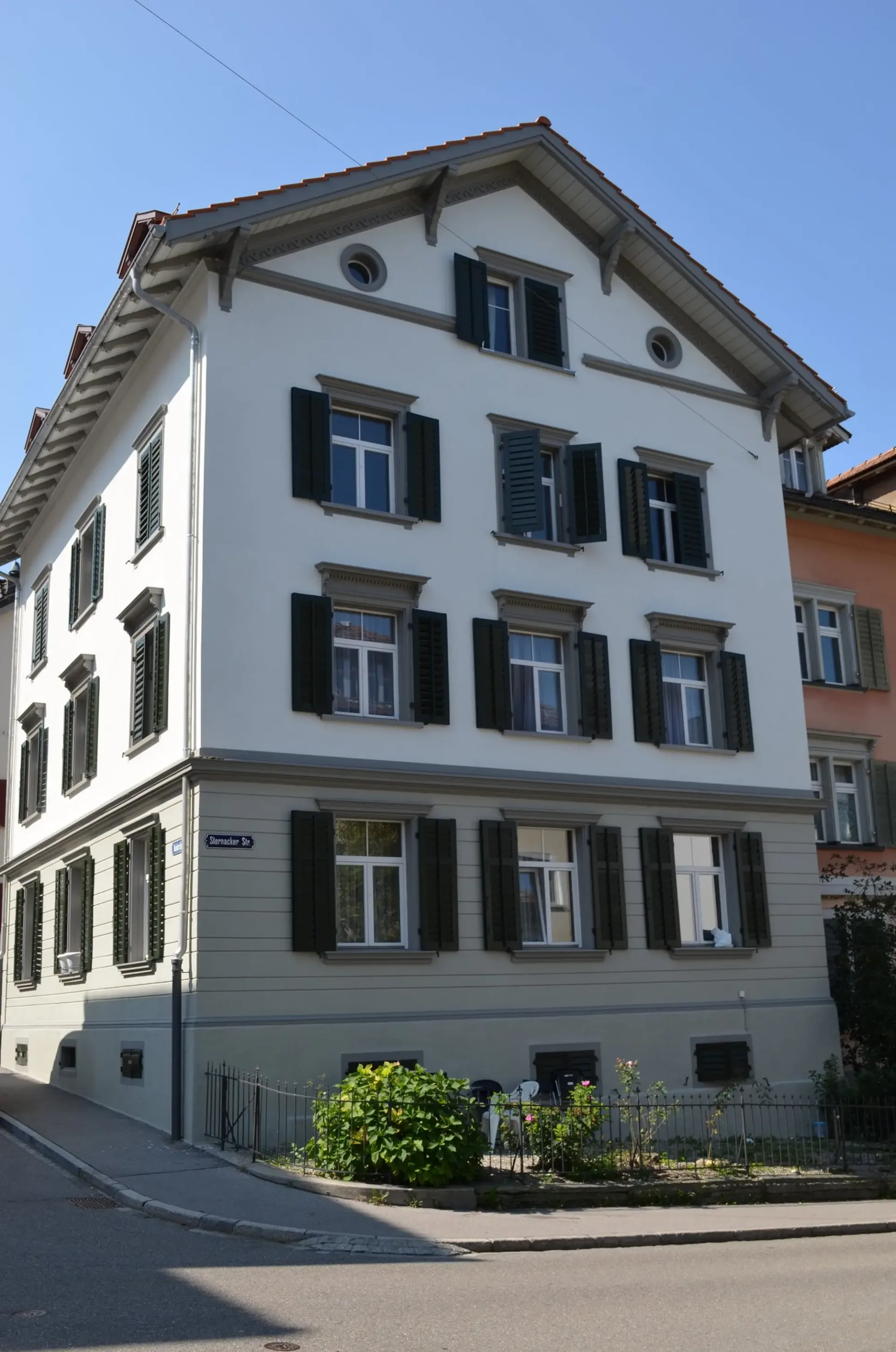 Charmante 4-Zimmer-Altbauwohnung in St. Gallen – ruhige Lage mit bester Anbindung