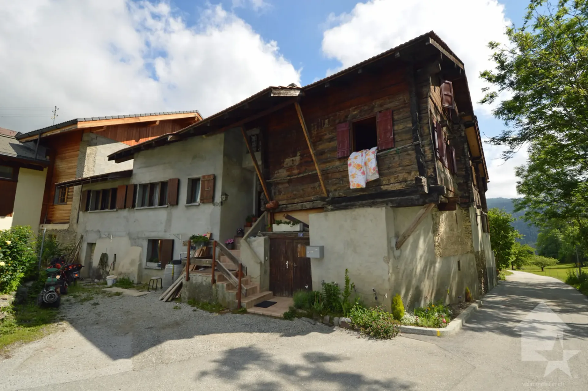 Maison villageoise à rénover