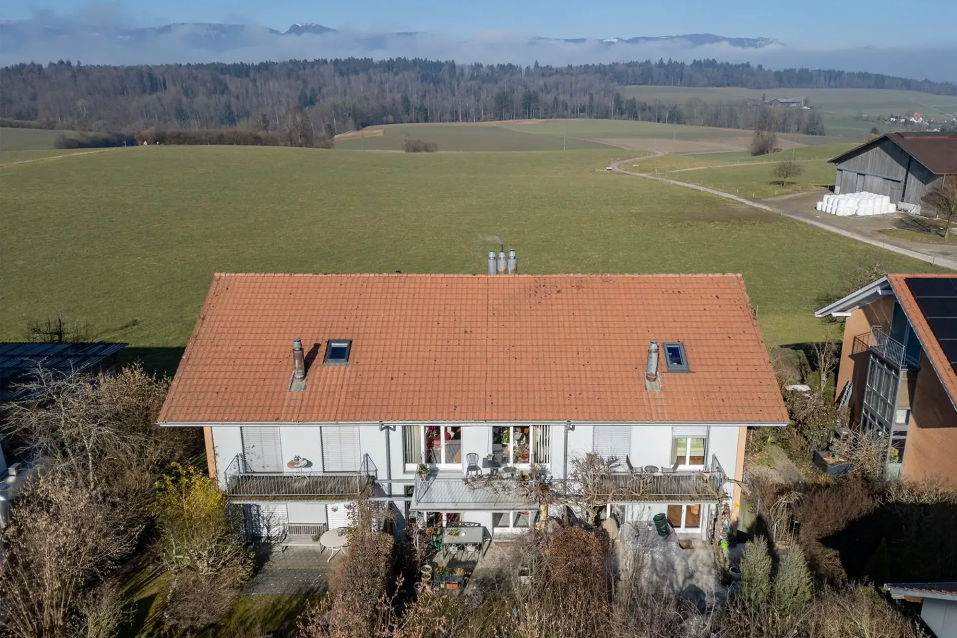 Kyburg-Buchegg: Charmantes  Reihenhaus mit zwei Wohnungen