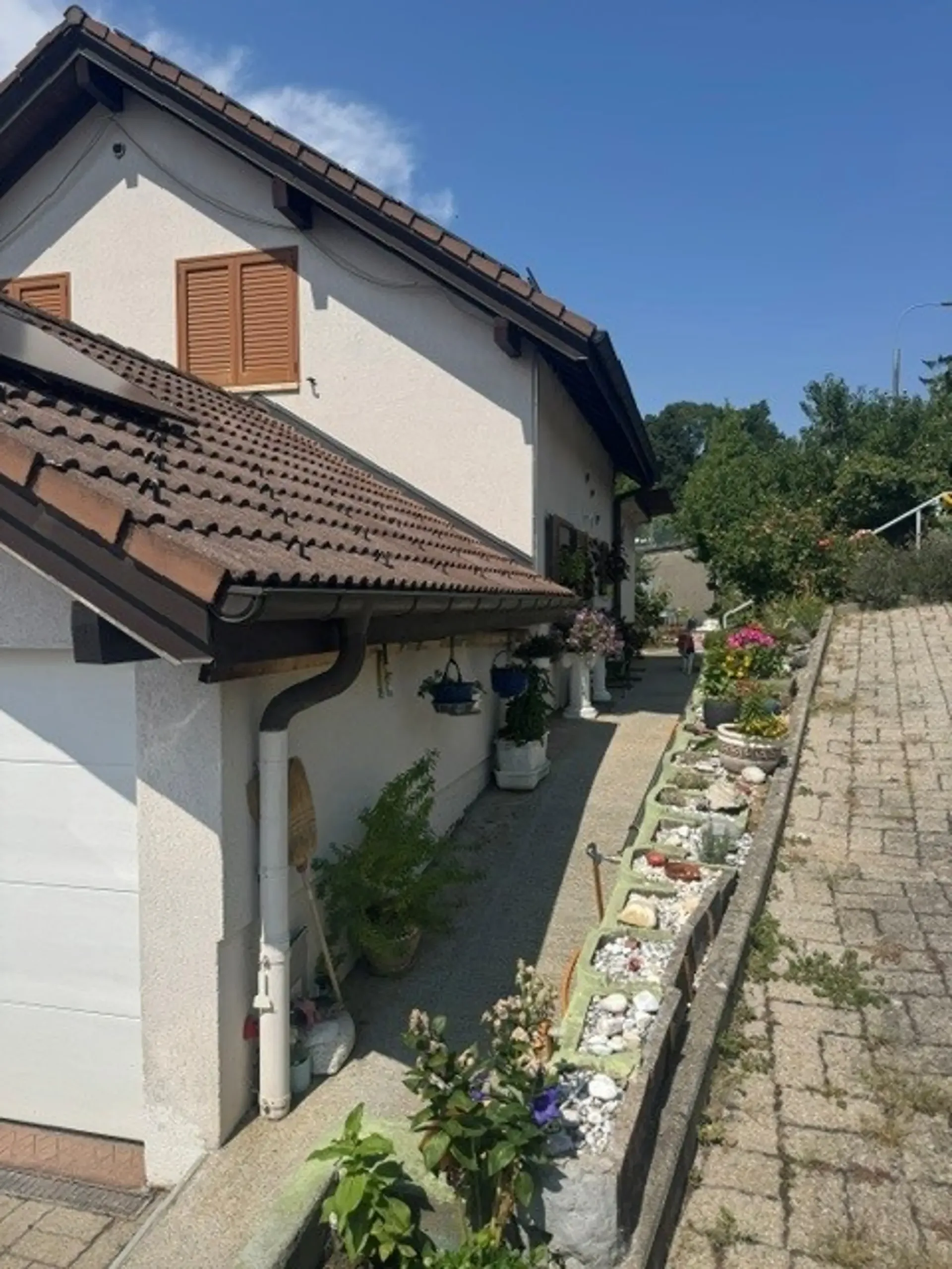 Charmantes Villa/Wohnung mit 5 Zimmern in Le Mont-sur-Lausanne