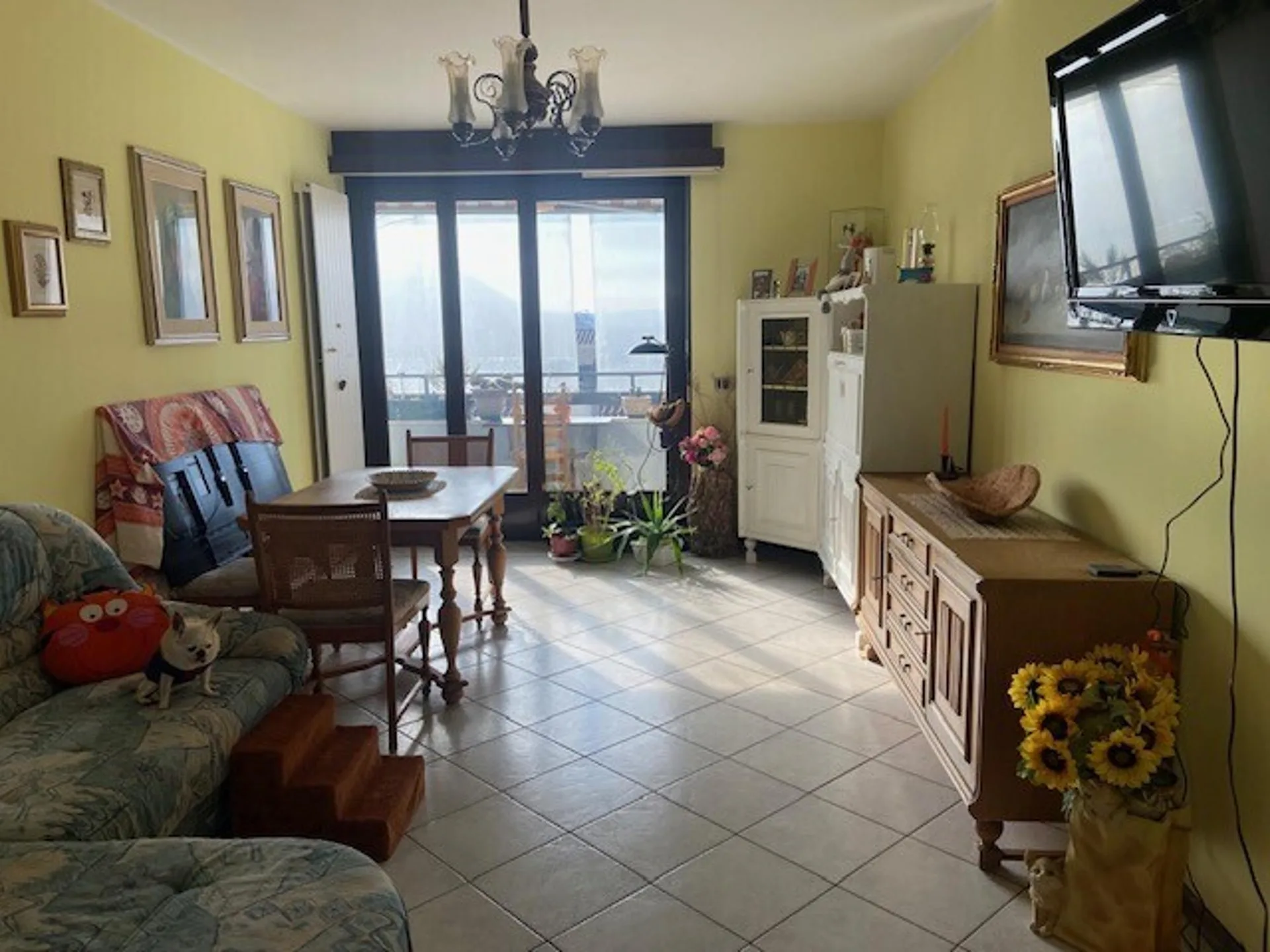 Wunderschönes Appartement 4,5 mit Terrasse und Kamin