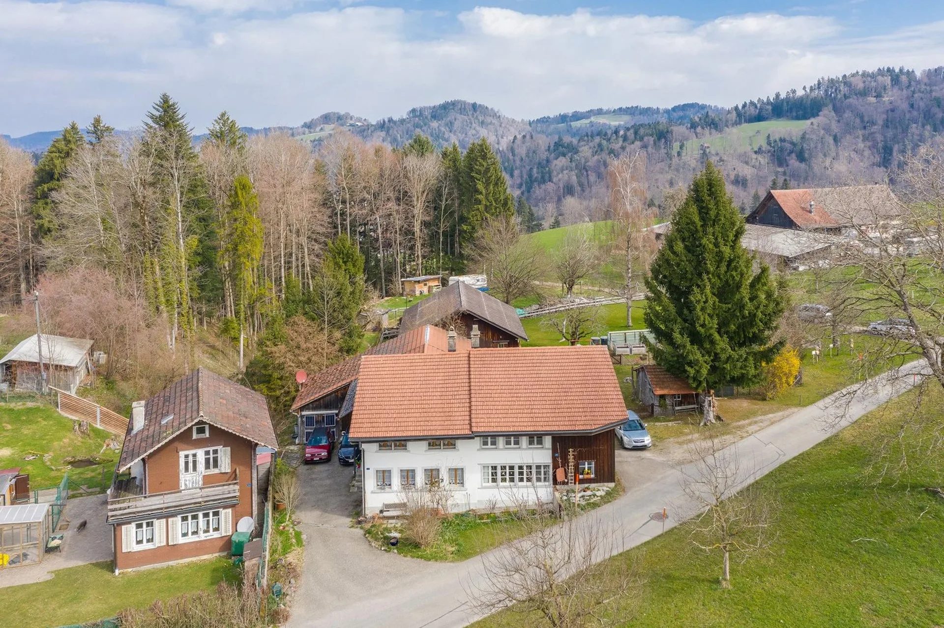 RESERVIERT - LÄNDLICHE IDYLLE NAHE ZÜRICH