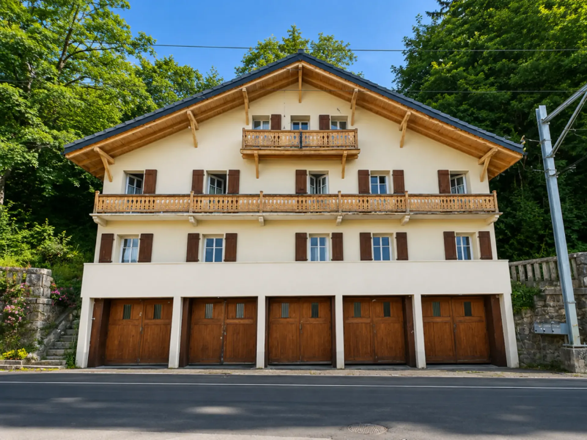 Immeuble avec fort potentiel - 3 appartements - Villars-sur-Ollon