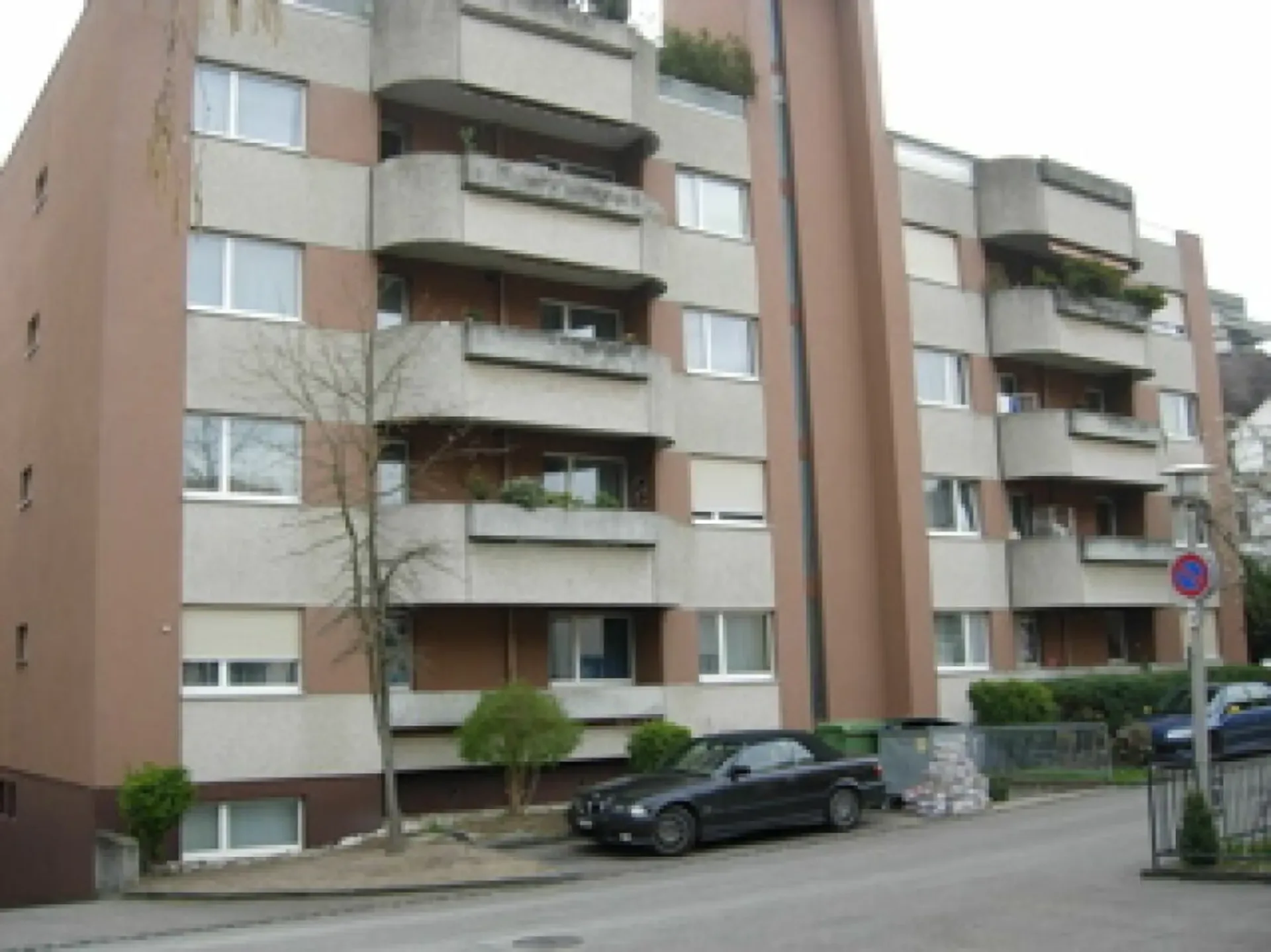 5-Zimmer-Wohnung im Zentrum von Reinach vis-à-vis Kantonalbank per 16. Januar 2027