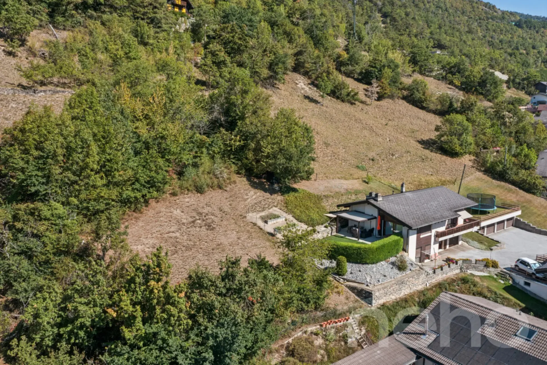 Magnifique terrain constructible de 893 m² à Flanthey (Lens)