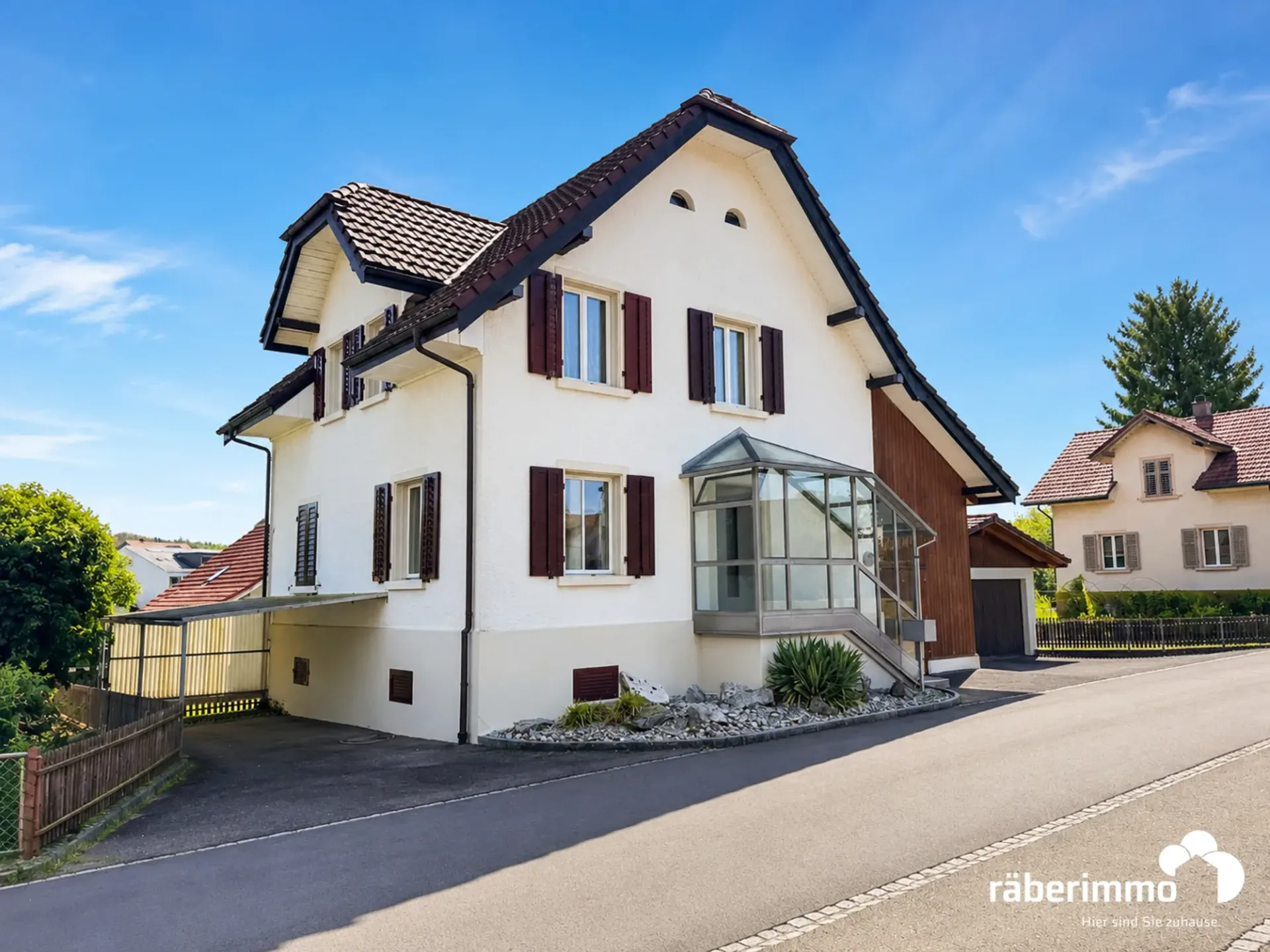 EINFAMILIENHAUS MIT VIEL PLATZ FÜR EIGENE IDEEN