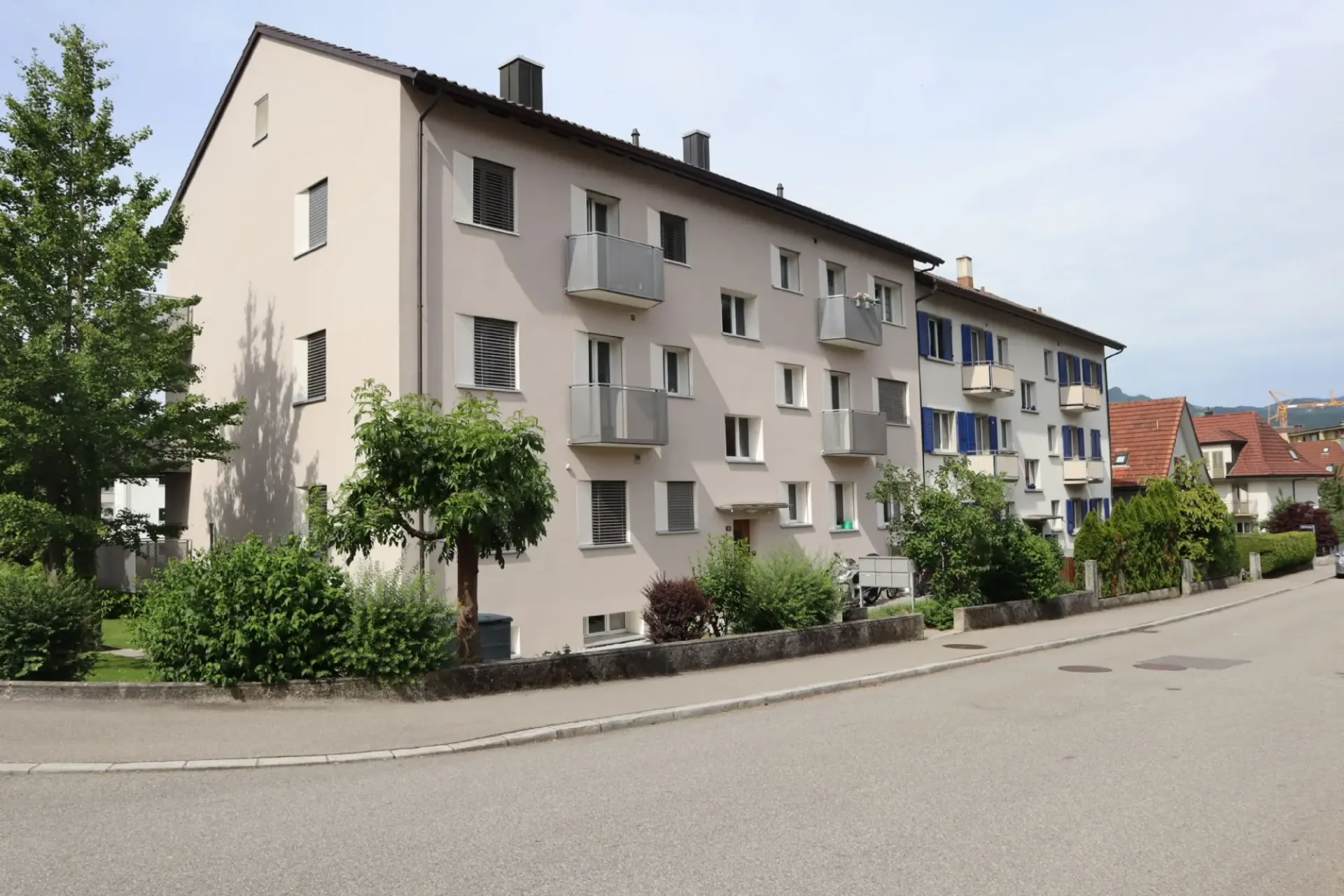 Wohnen an schöner Lage, mit grossem Balkon!