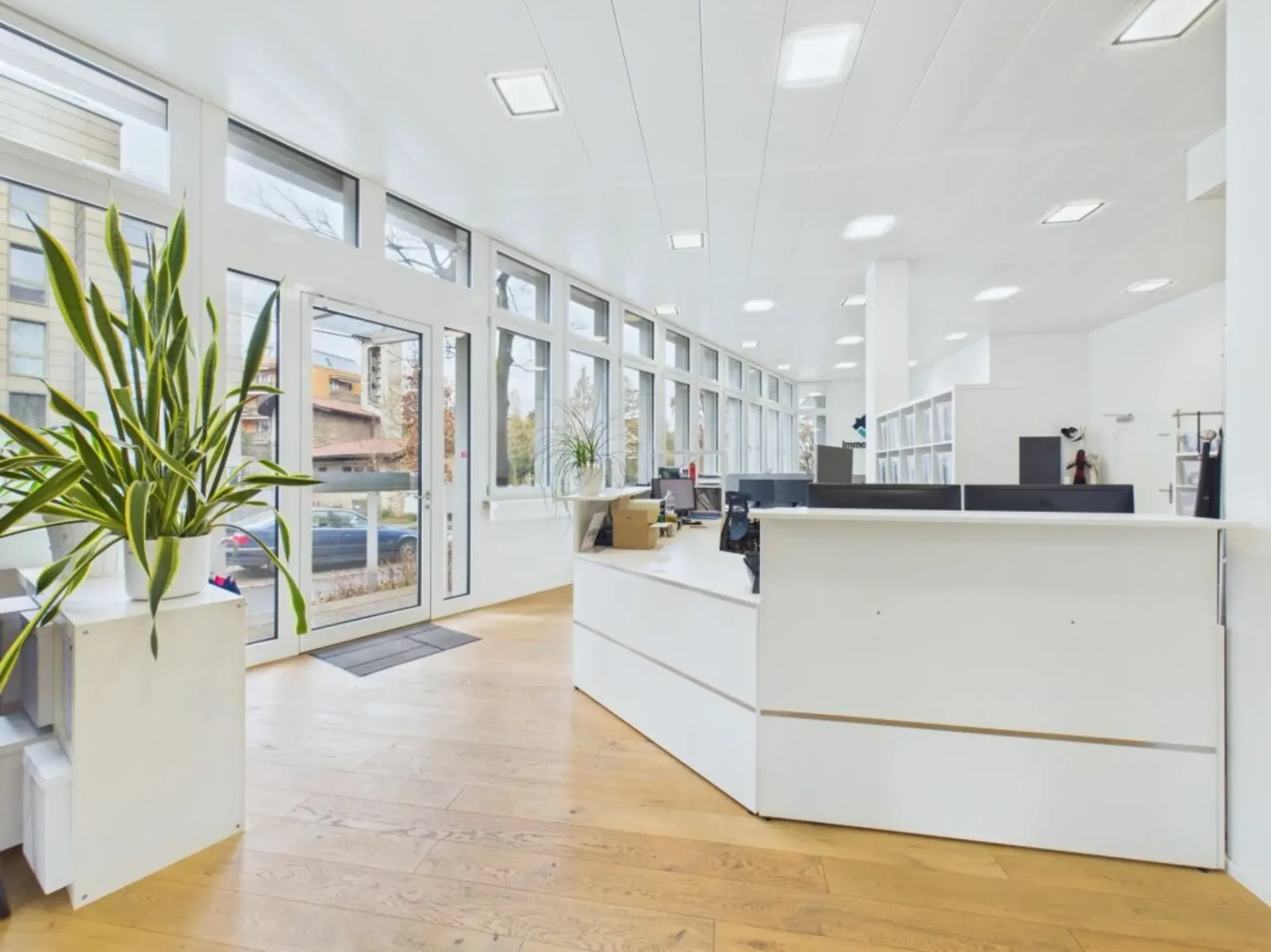 Espace de bureau moderne sur Berninaplatz