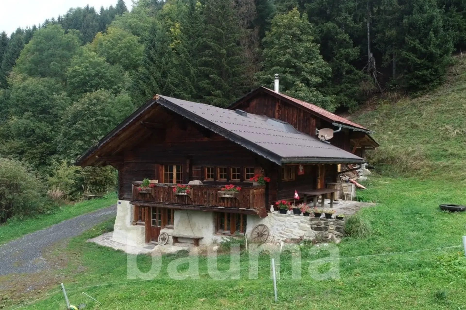 Chalet in den Alpen im Croquolet