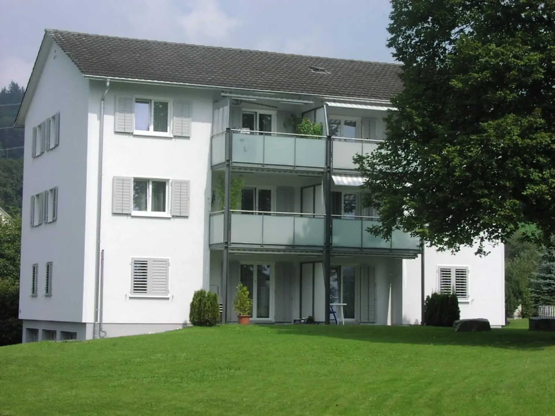 4-Zimmer-Wohnung mit Balkon