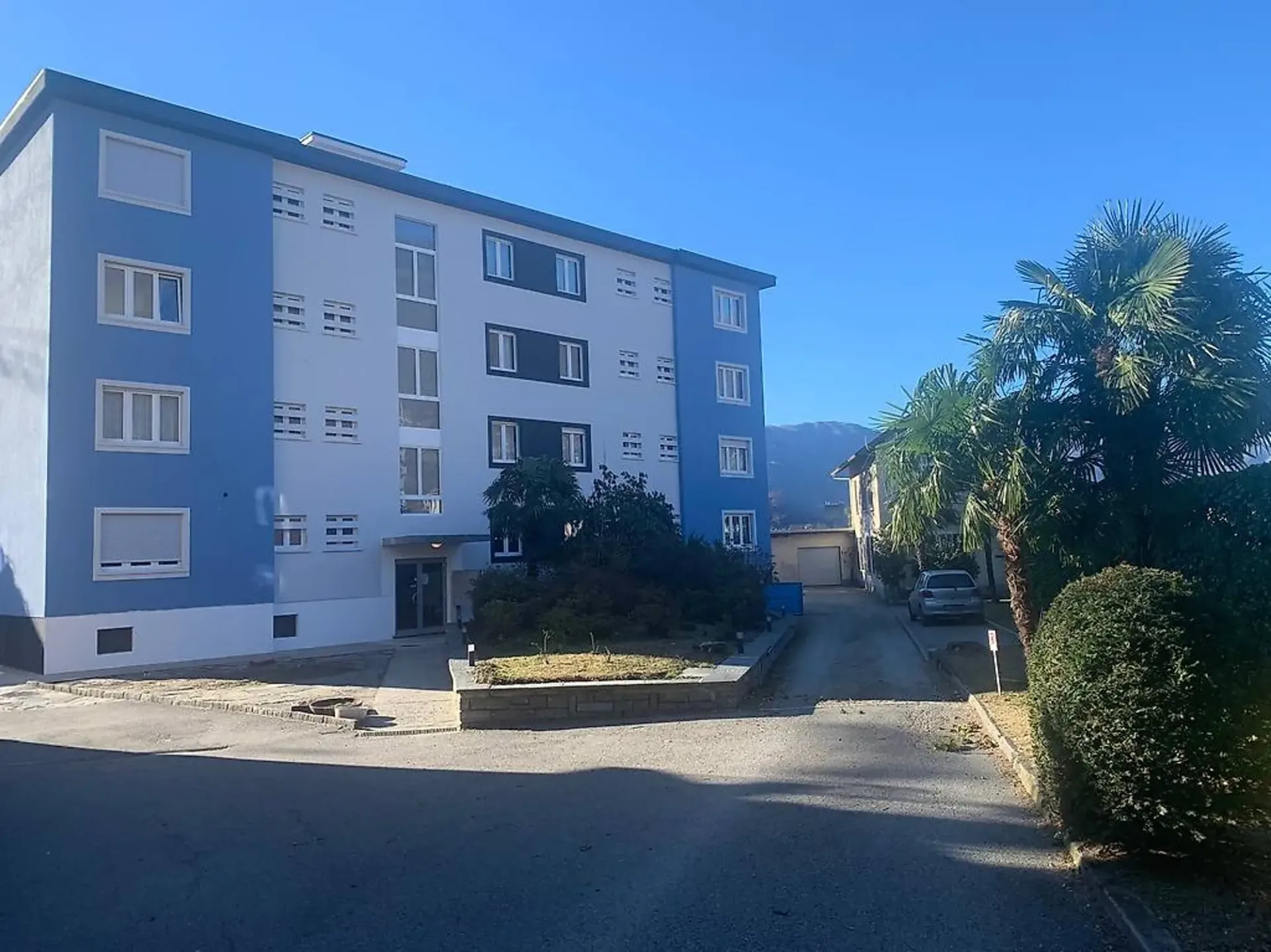 Bellinzona: Schöne 4.5-Zimmer-Wohnung in ruhiger Lage nahe EOC