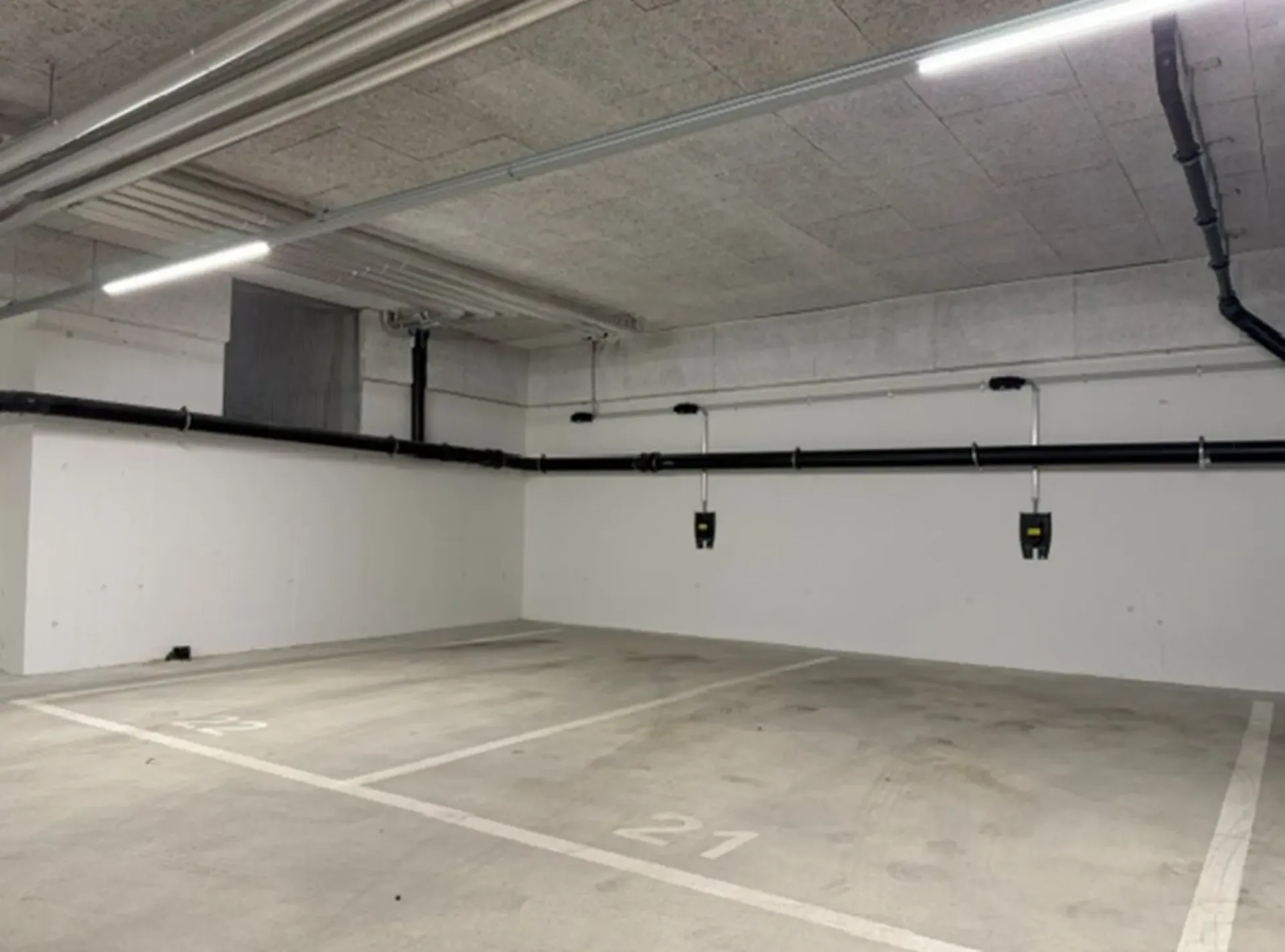 Your parking space in Stein am Rhein - convenient, secure, and central!