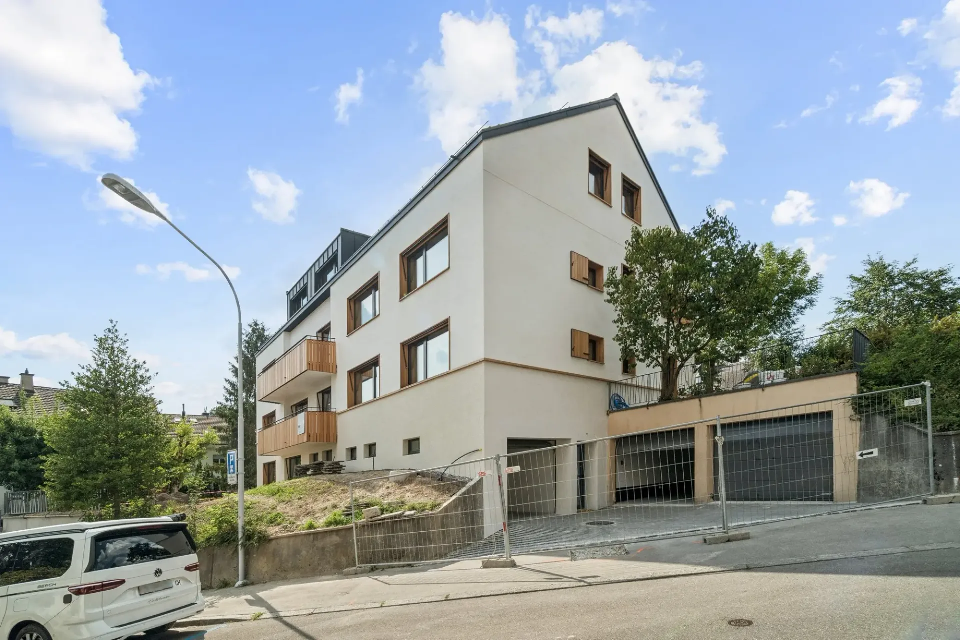 Exklusive 3.5 Zimmer-Wohnung  -  Erstbezug nach Kernsanierung (Nr. 5)