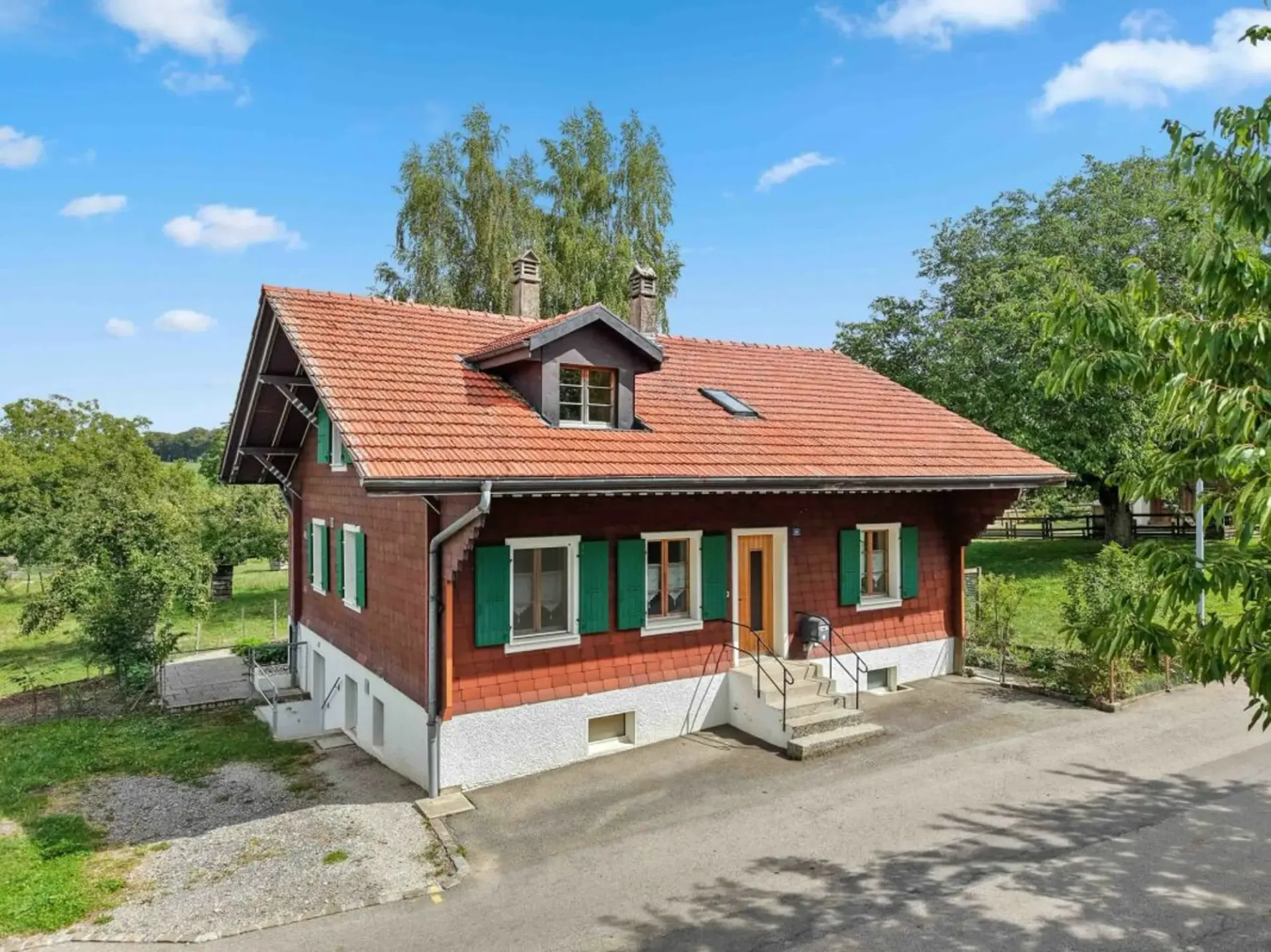 Haus mit 5.5 Zimmern in Villargiroud