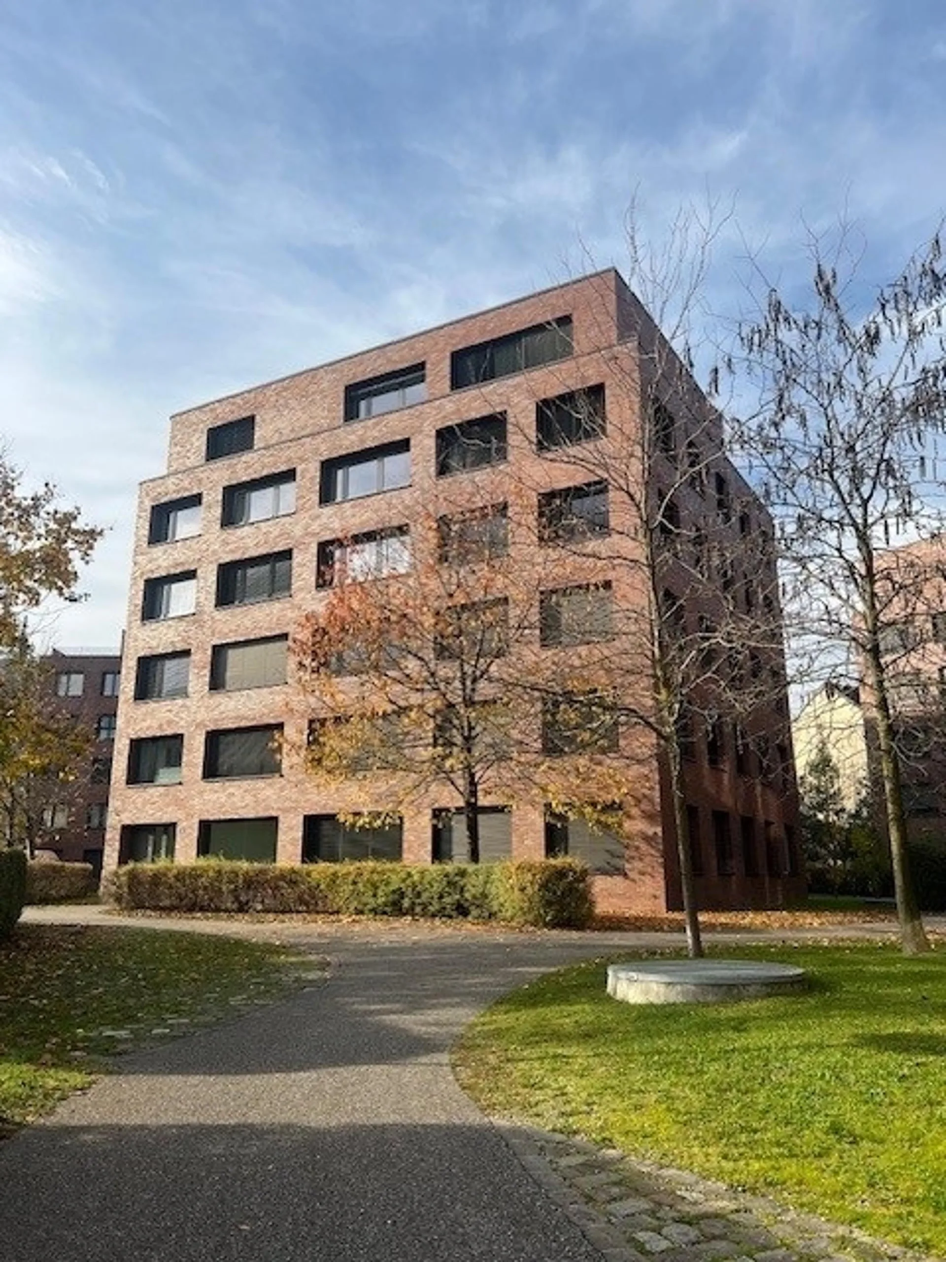 Rent without deposit - Charming apartment with good connection