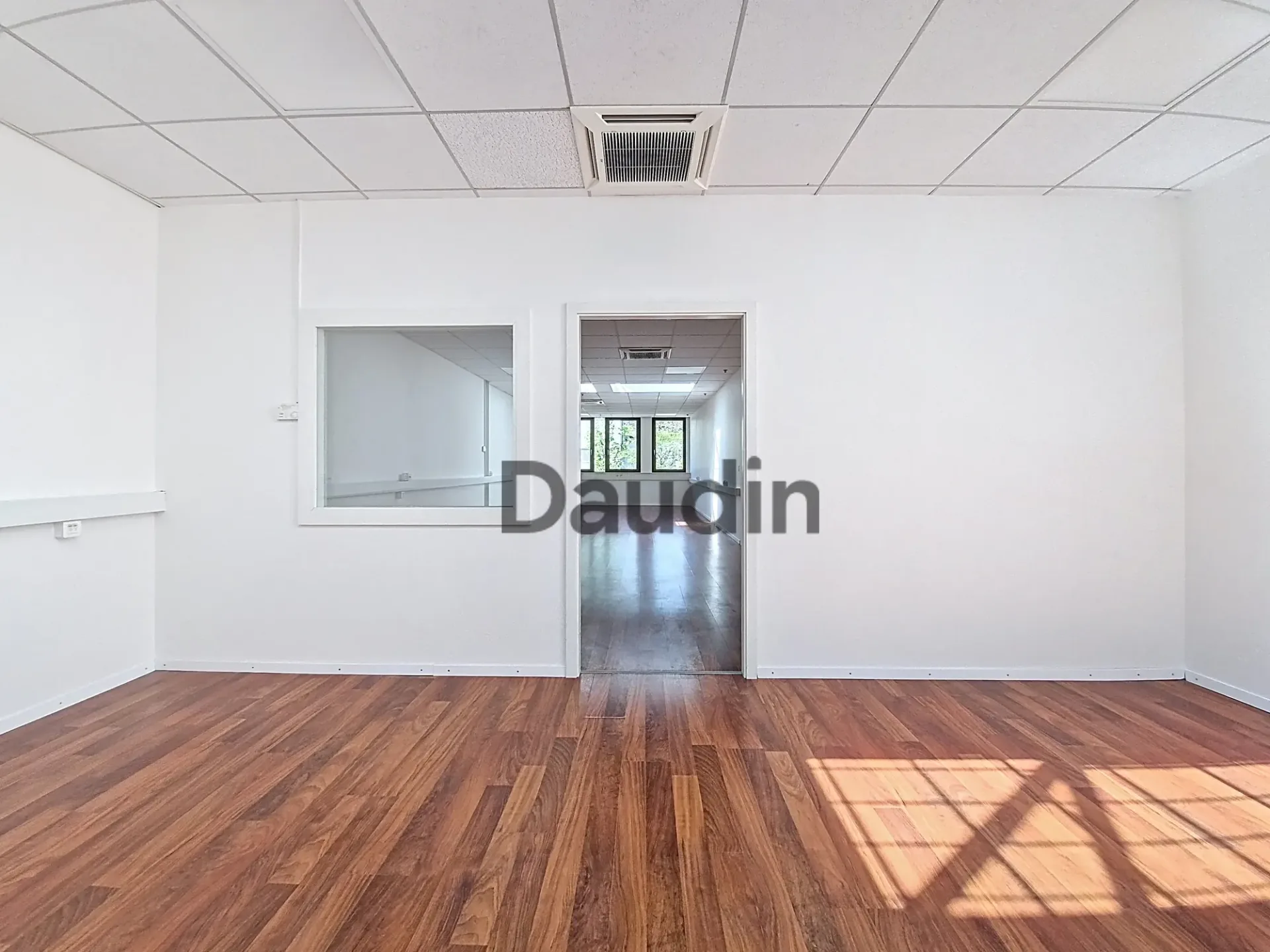 Büro von ca. 97m2 in Meyrin