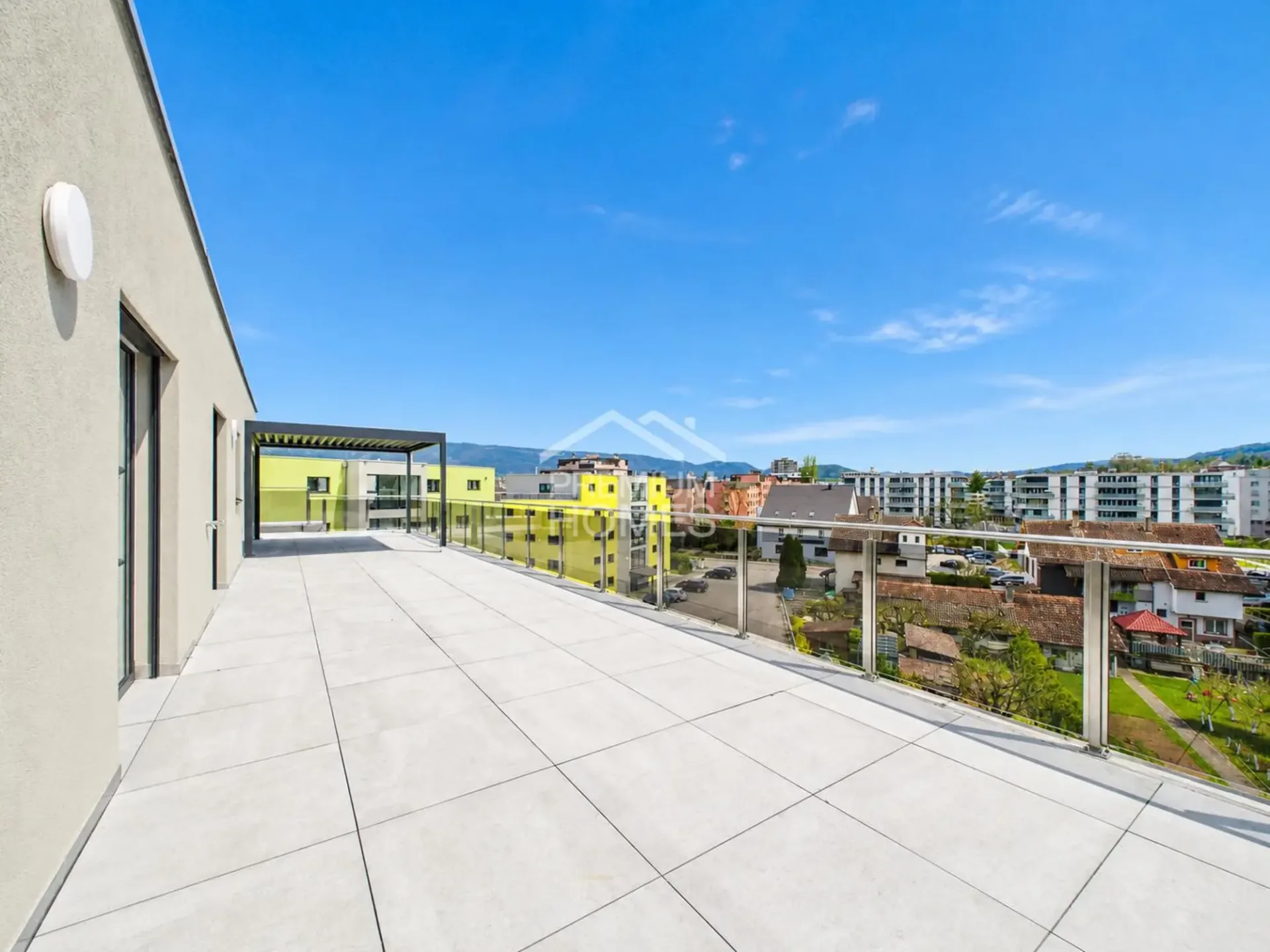 Eleganz der Moderne und Panoramaterrasse in Delémont