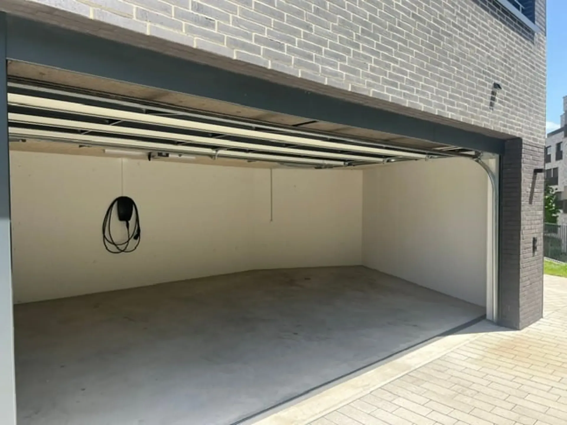 Moderne 3.5-Zimmer-Dachwohnung in Steinhausen – Neubau 2025