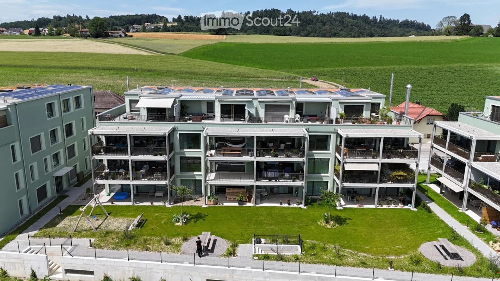 Wohnqualität im Grünen  Schöne 2.5 Zimmerwohnung in Rosshäusern