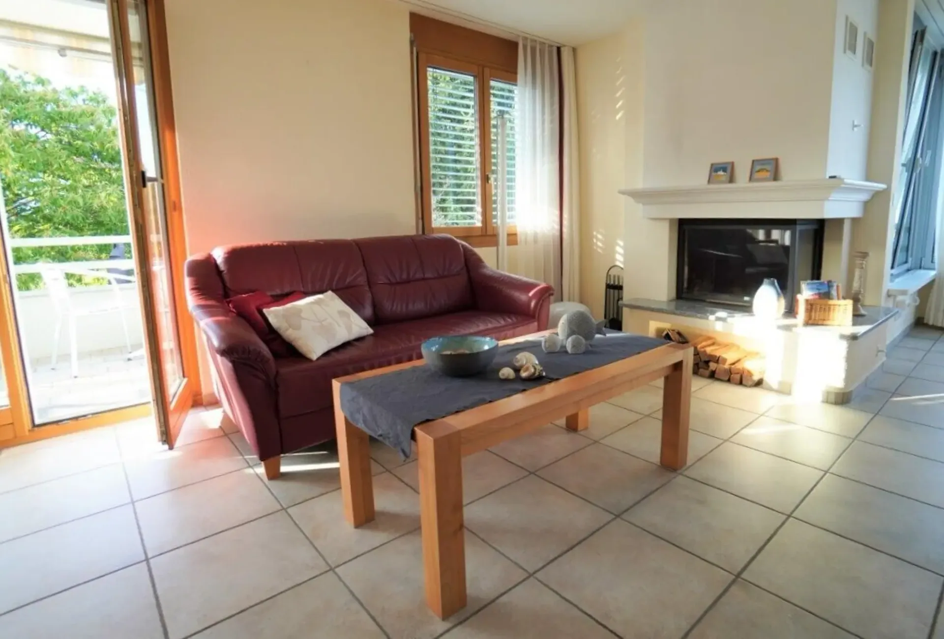 3½ ZI-WOHNUNG IN OBERRIEDEN (ZH), MÖBLIERT