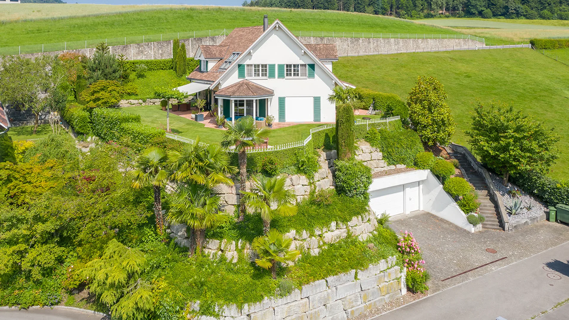 Lakefield House | Villa
