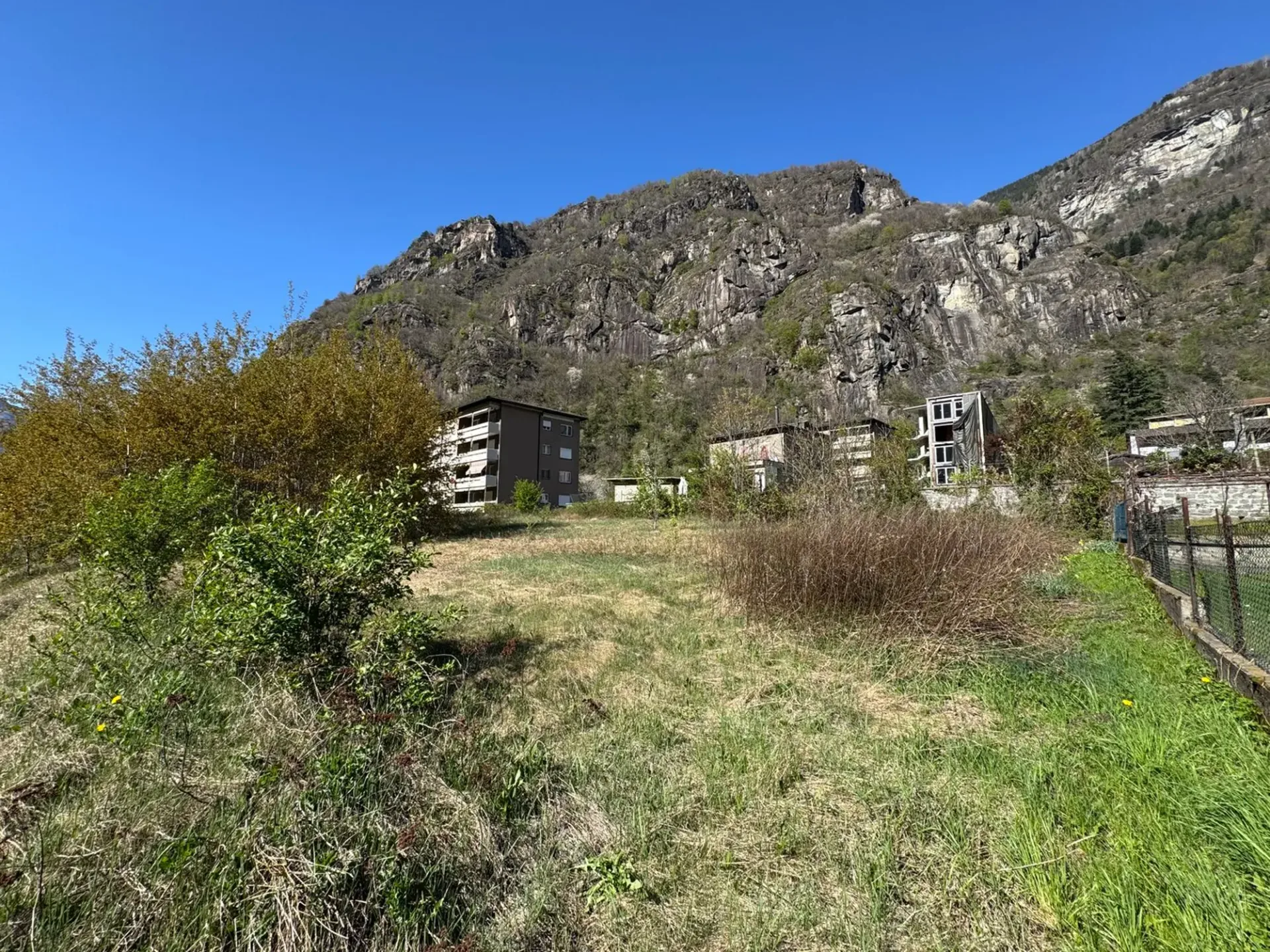 Terreno edificabile per palazzina o case a Bodio