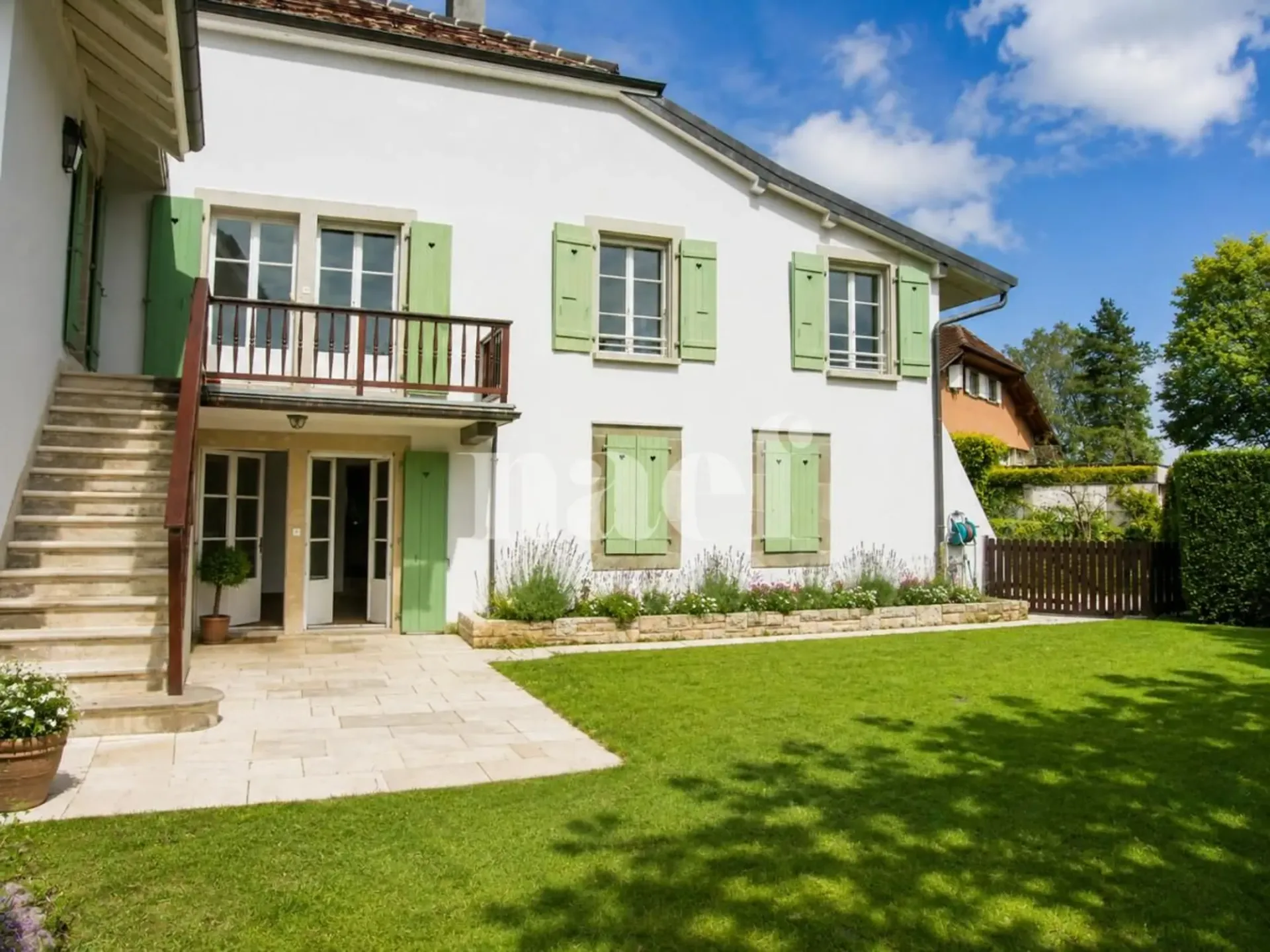 Wohnung mit 5 Zimmern im Erdgeschoss mit Terrasse und Garten