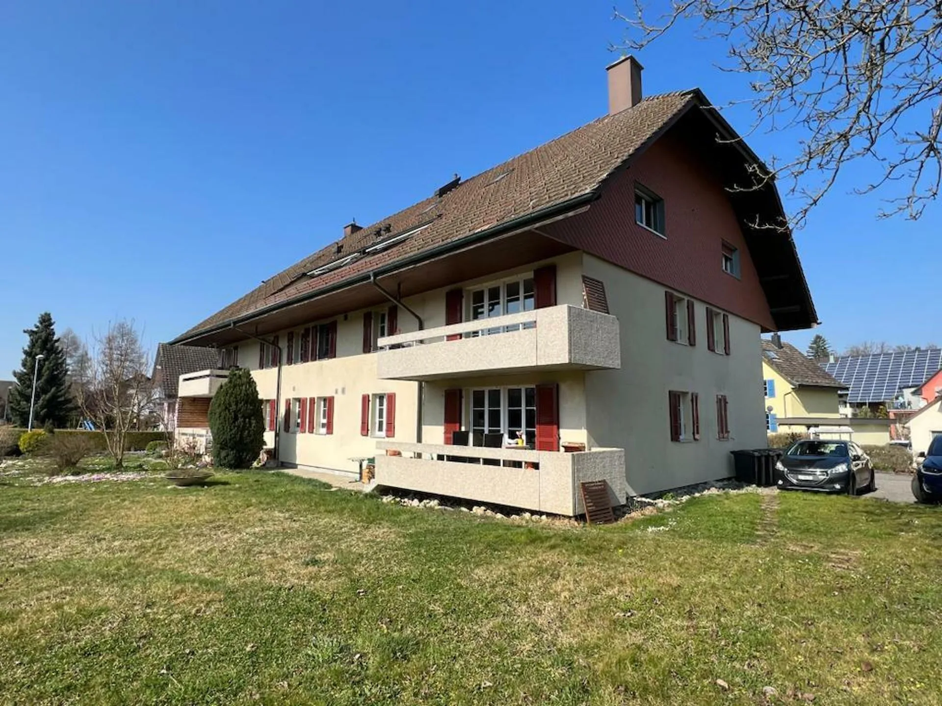 Unterhaltenes Mehrfamilienhaus mit 7 Wohnungen