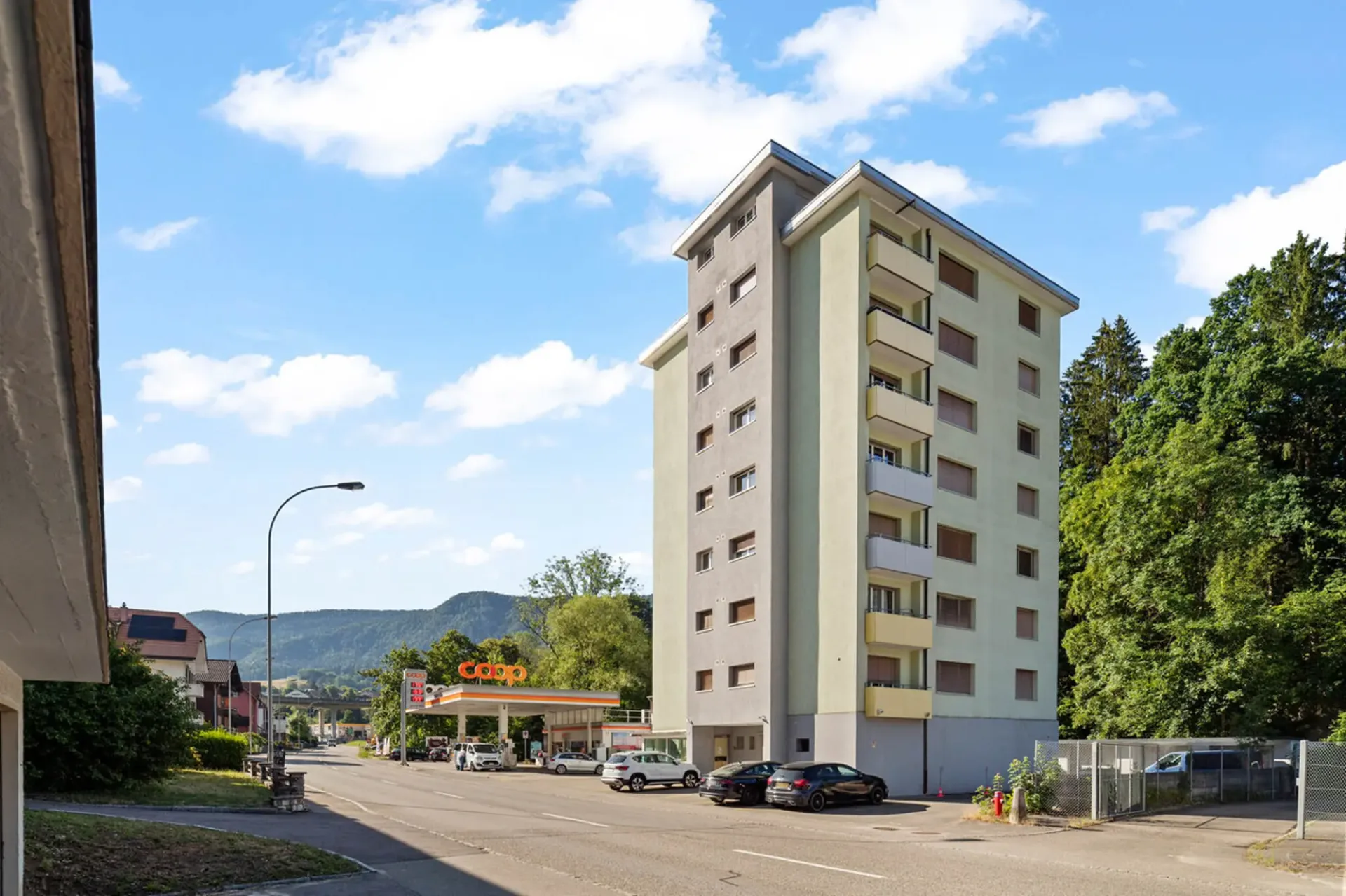 Immeuble d'appartements avec 14 logements