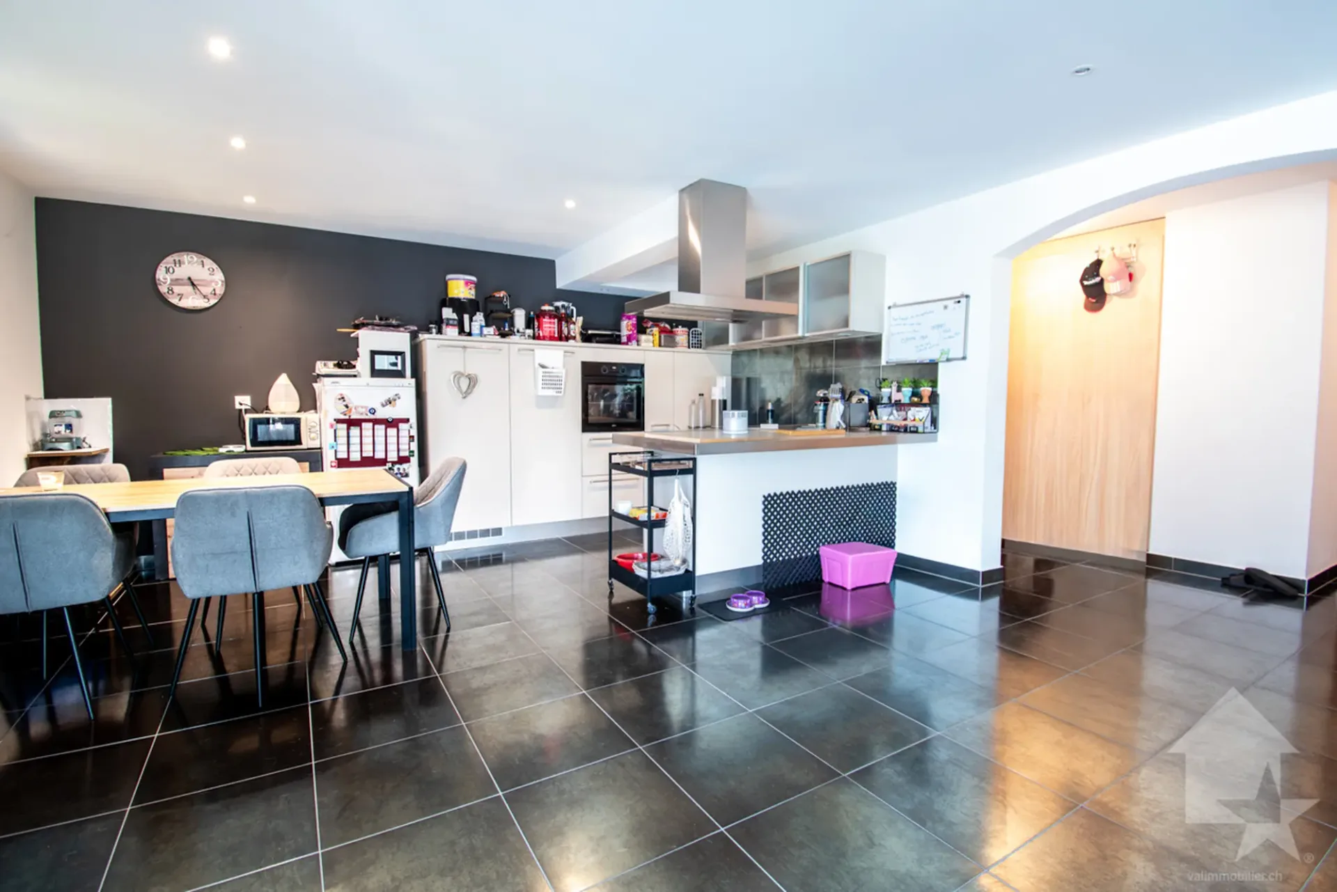 Monthey, superb 5.5-room apartment