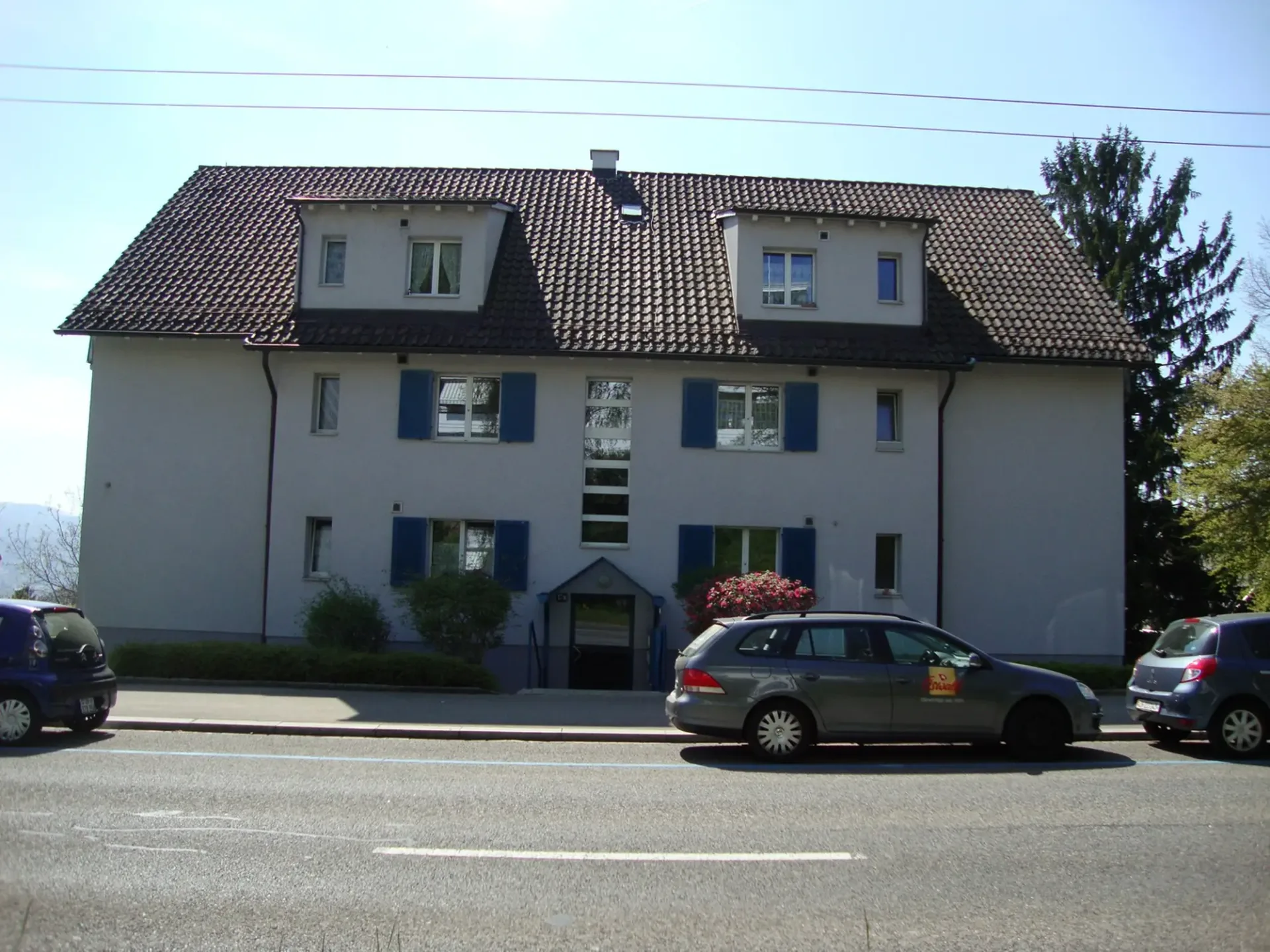 4 Zimmerwohnung EG - befristet bis 30.09.2027