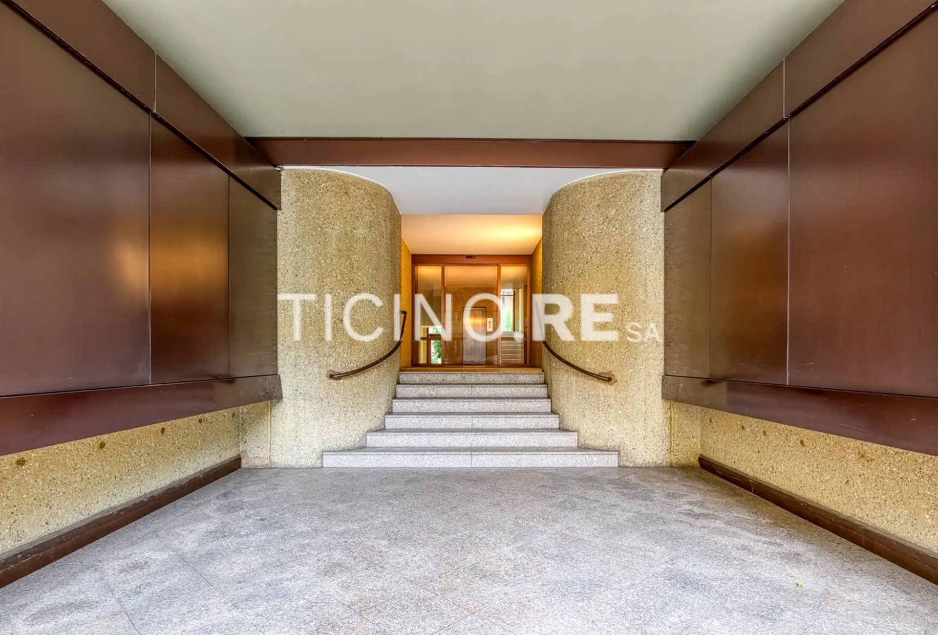 Lugano: elegante ufficio a due passi dal Parco Ciani
