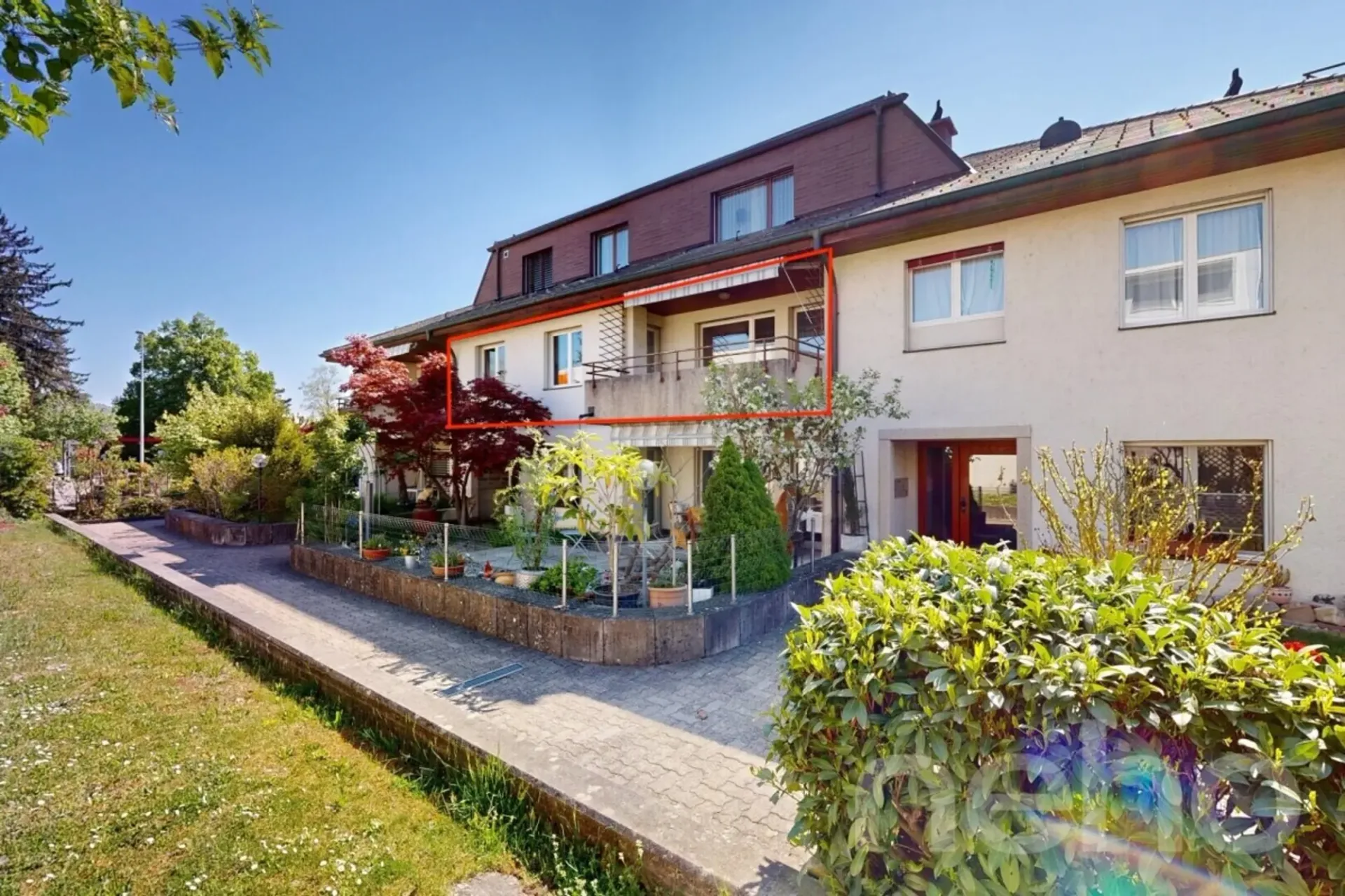 5-Zimmer-Wohnung mit Lift bis vor die Tür: ruhig und zentral