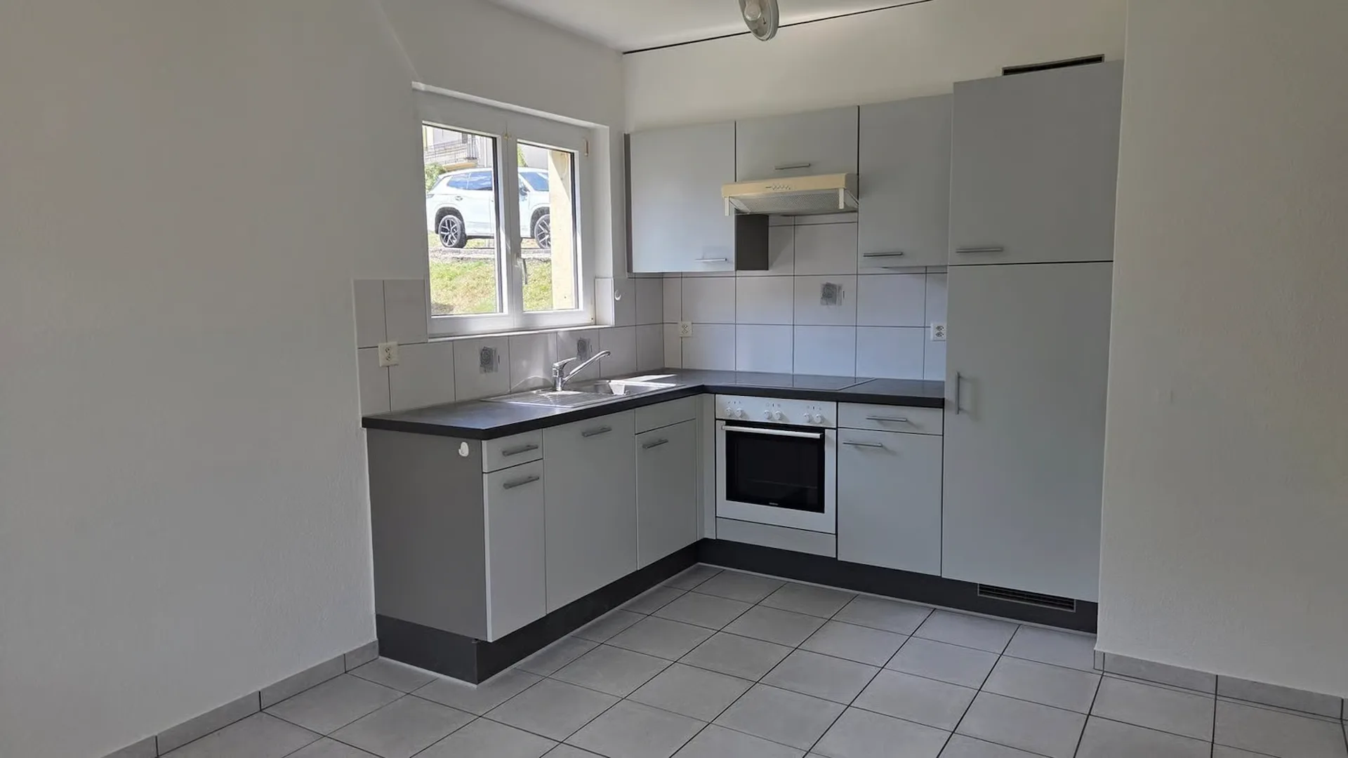 Wohnung in einem kleinen Gebäude mit 4 Wohnungen.