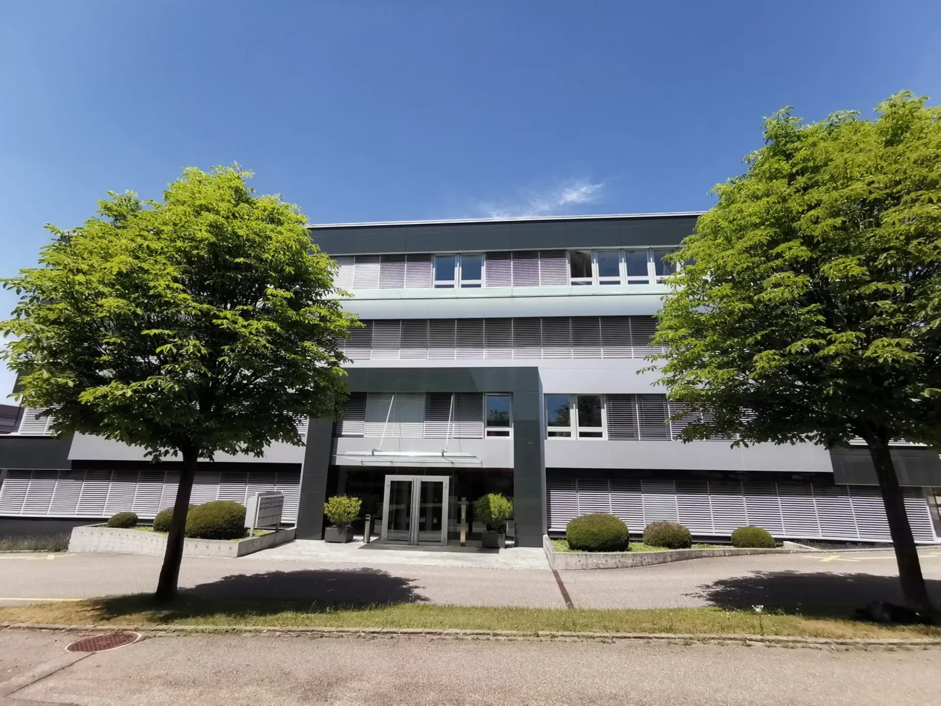 Mieten Sie da wo es sich lohnt, Geschäfte zu machen! Büro- und Praxisräume mit Stil.