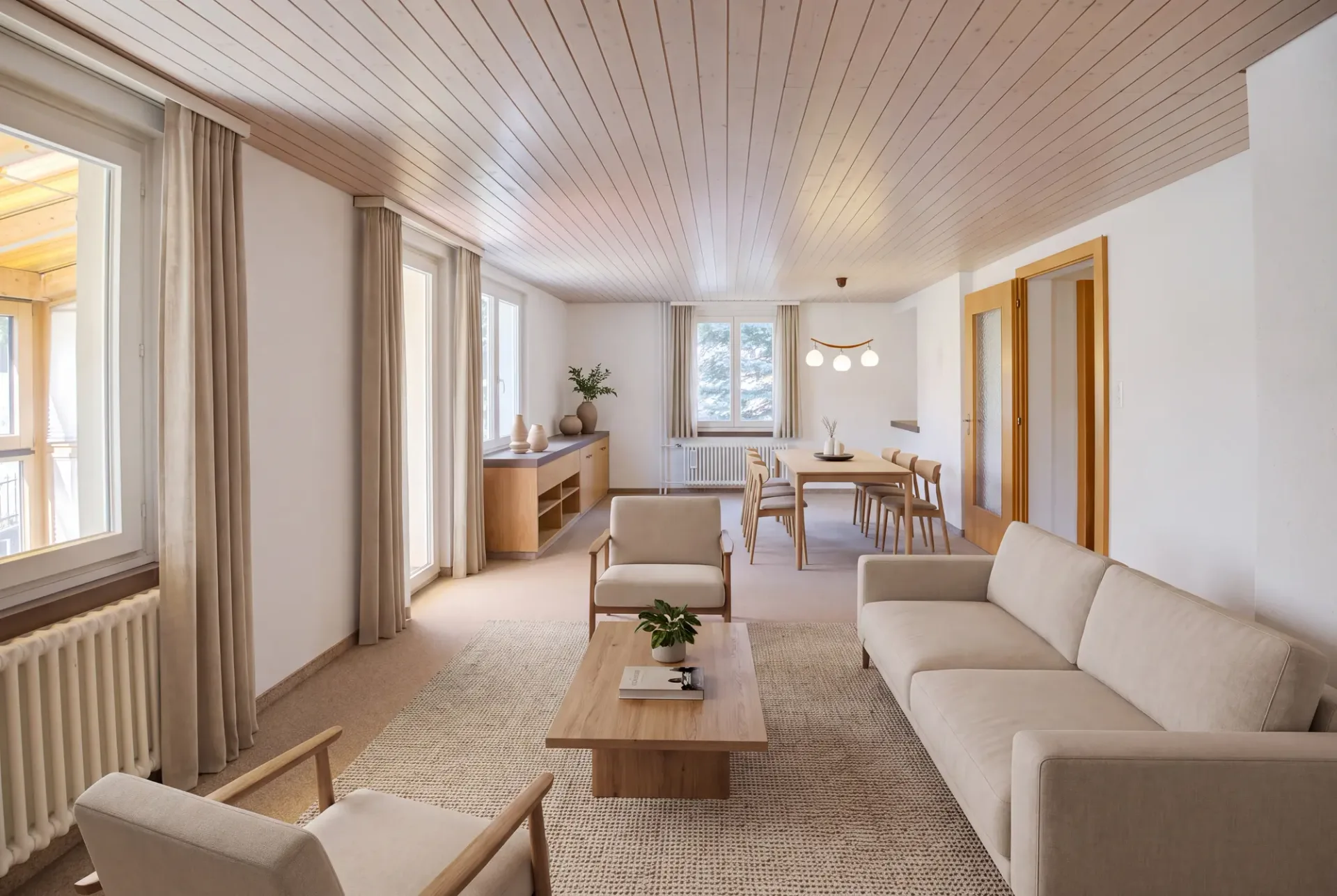 ZWEIFAMILIENHAUS IN USTER MIT AUSSICHT INS GRÜNE UND VIEL POTENZIAL