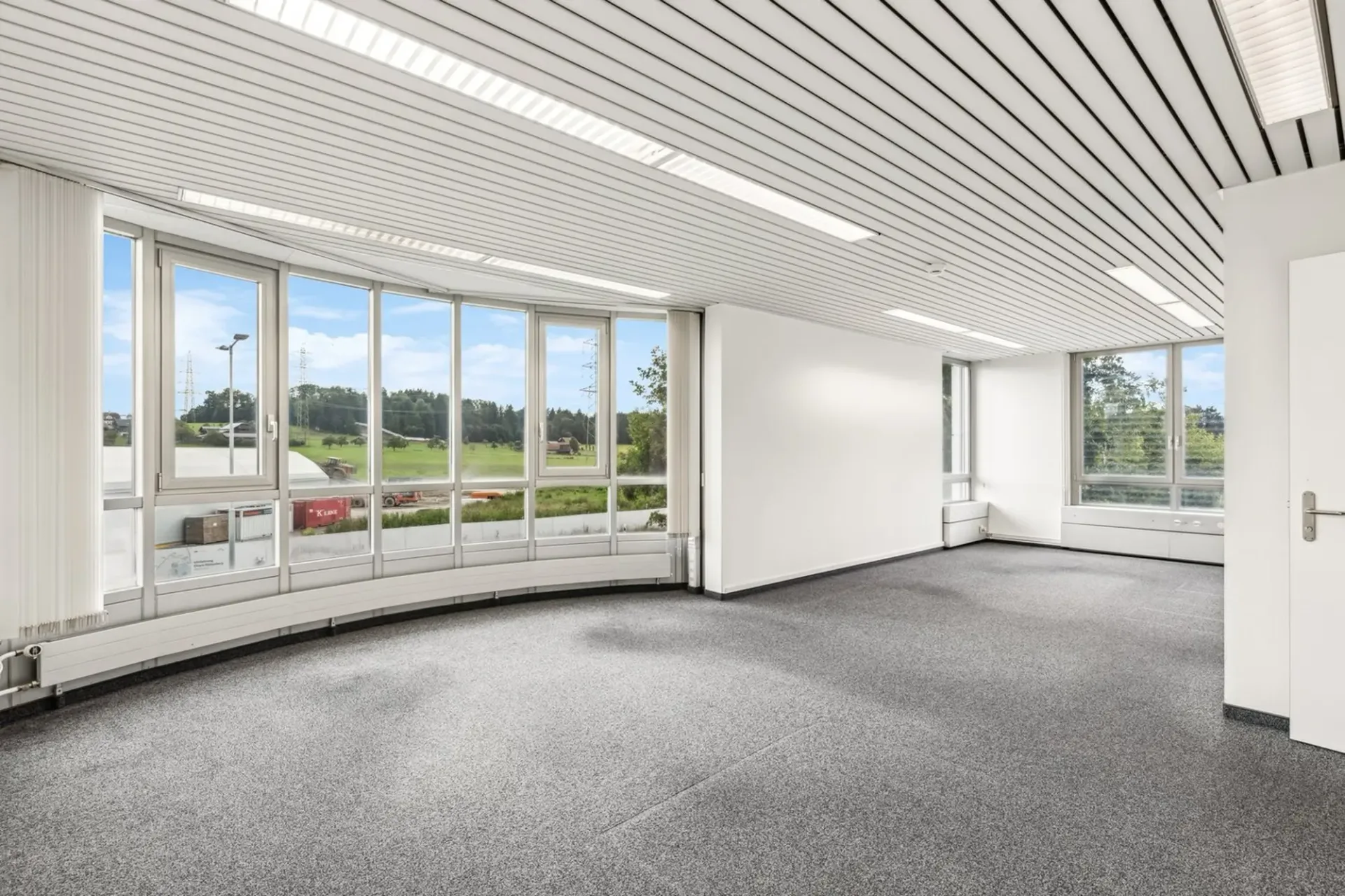 Büro mit Galerie im Atrium Cham