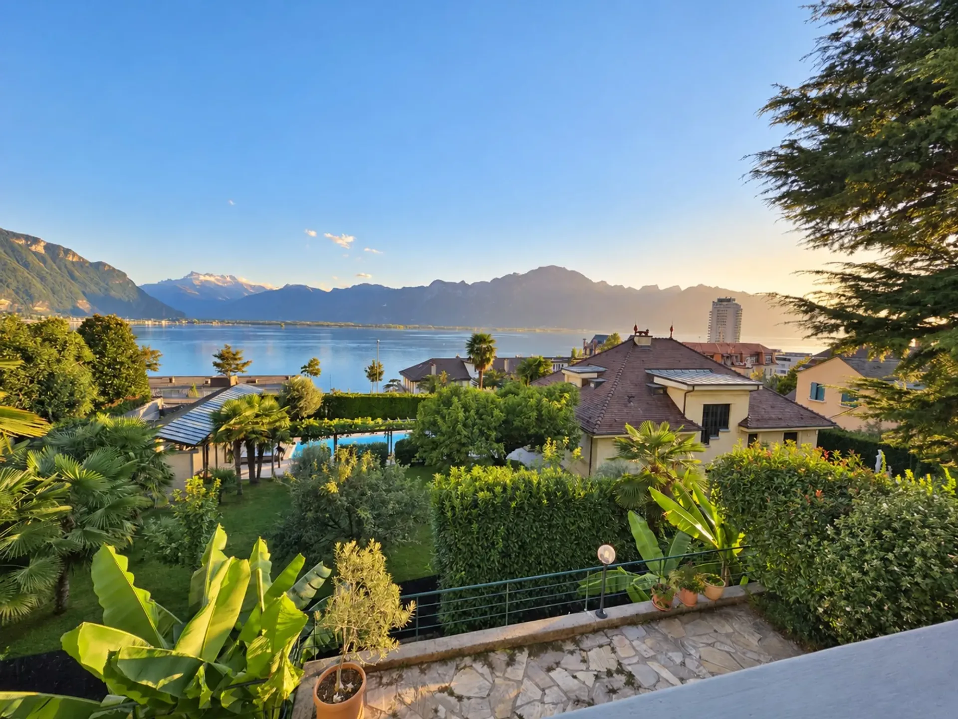 Exceptional view - Beautiful 3.5 rooms apartment close to the center of Montreux
