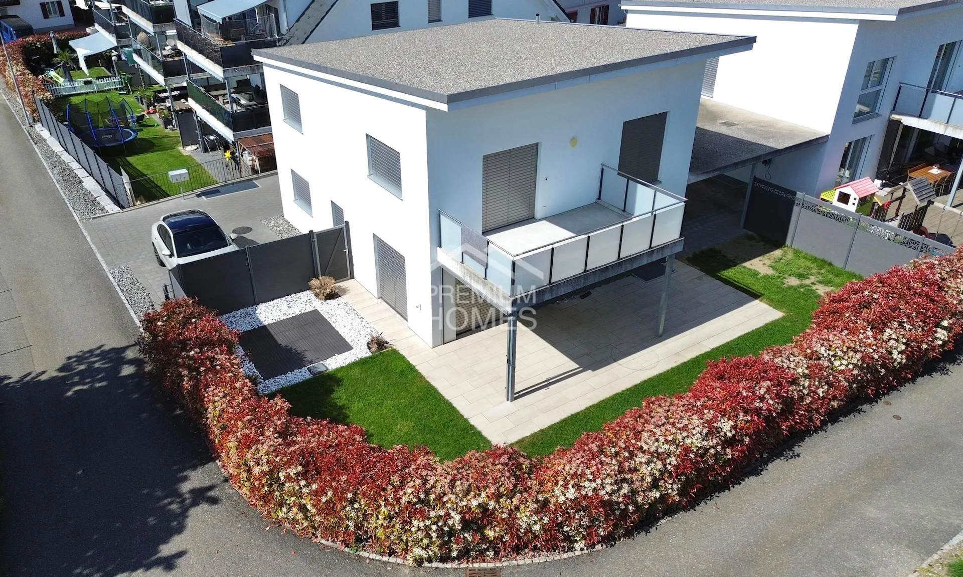 Grosszügiges Einfamilienhaus mit Garten, Balkon und hochwertiger Ausstattung