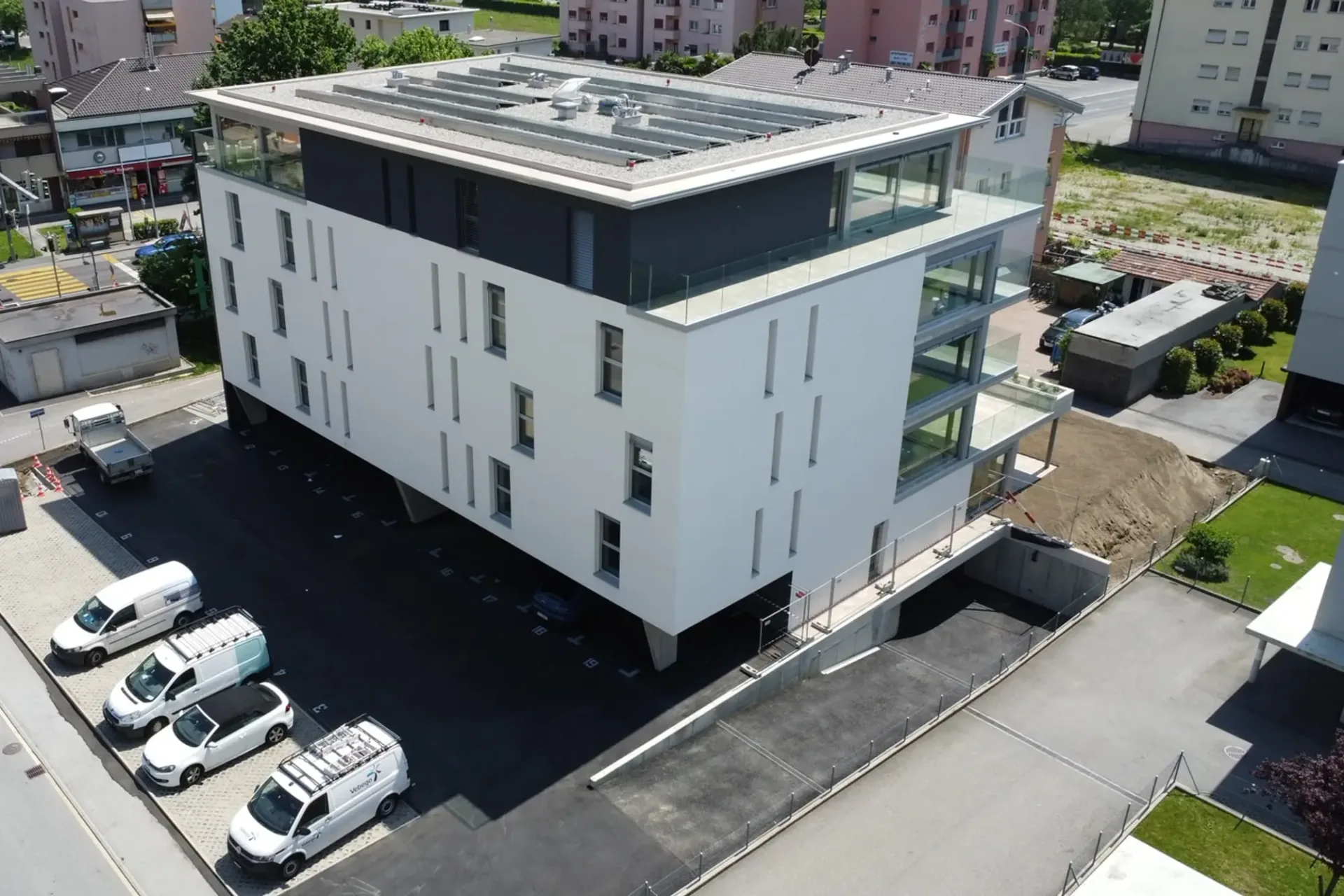 Elegant attic 3.5 with 70 m² terrace in the heart of Bellinzona