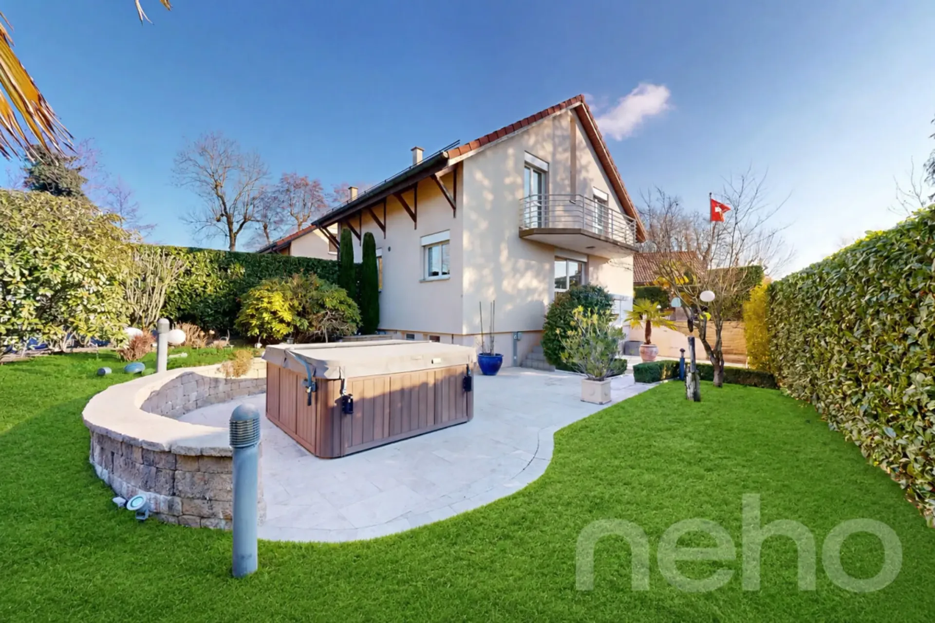 Villa für Familien mit baumgesäumtem Garten und Jacuzzi in Founex