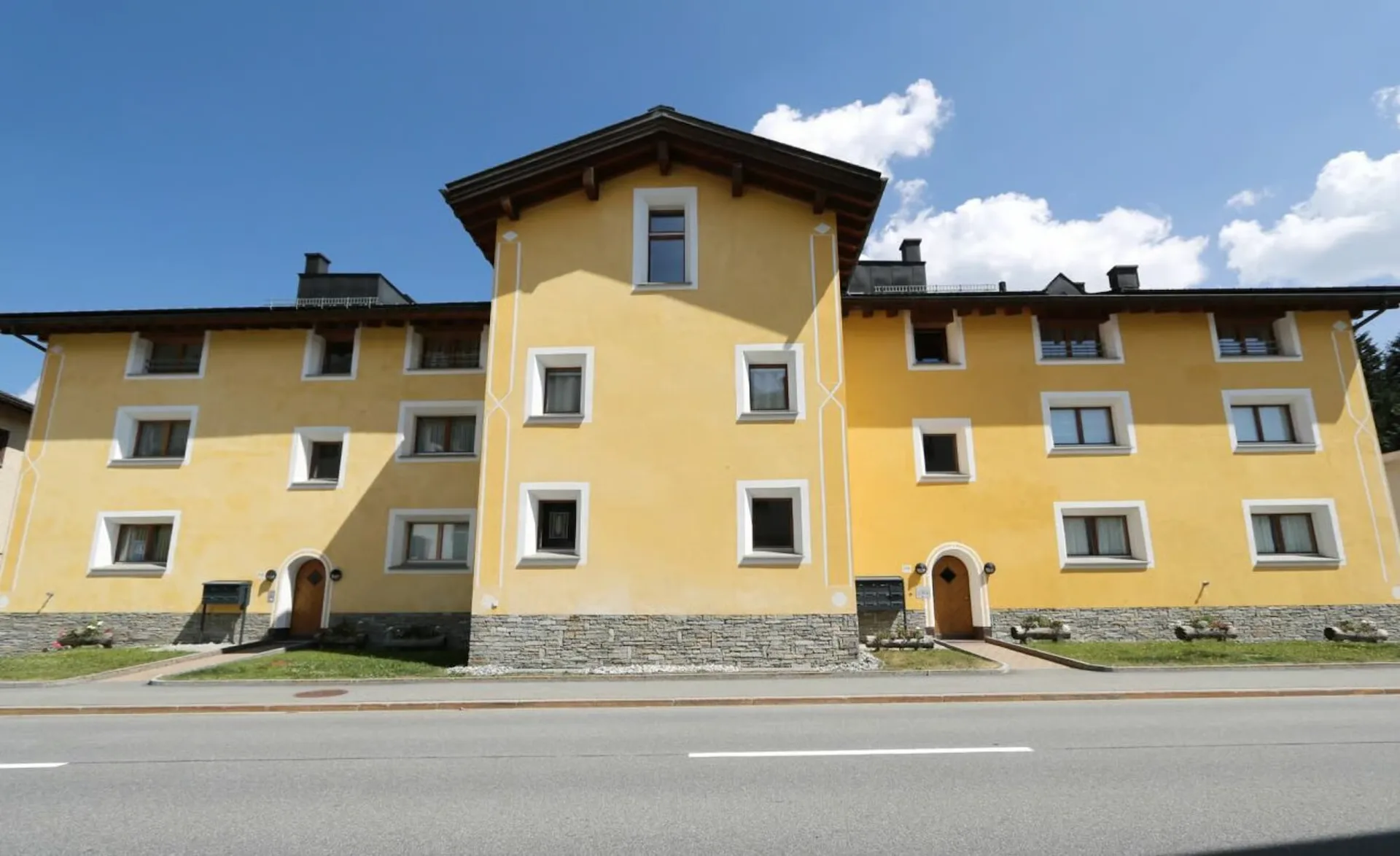 Spazioso appartamento di 3,5 locali nel centro di Maloja