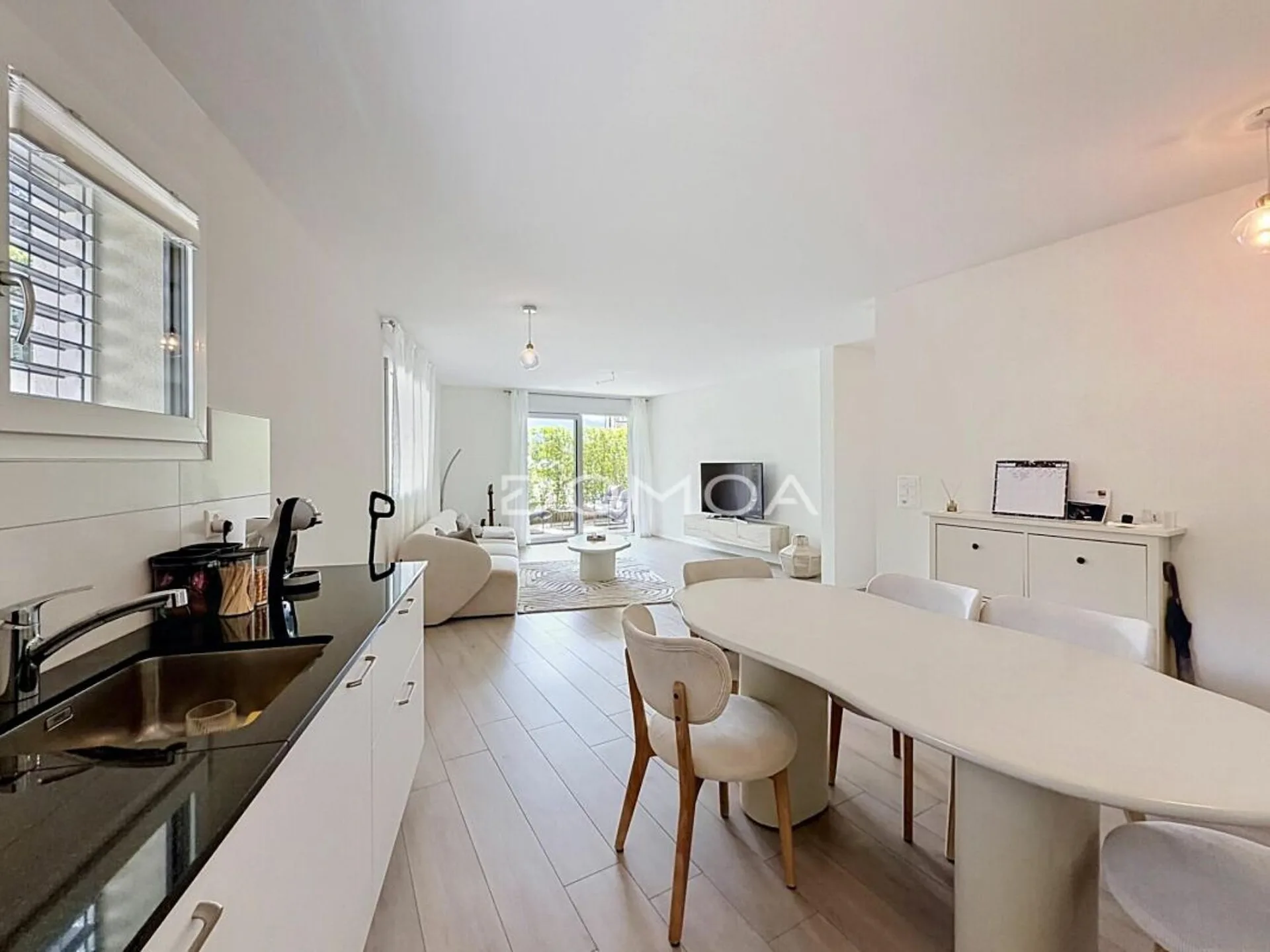 Schönes 3,5-Zimmer-Apartment mit Terrasse in einem neuen Gebäude