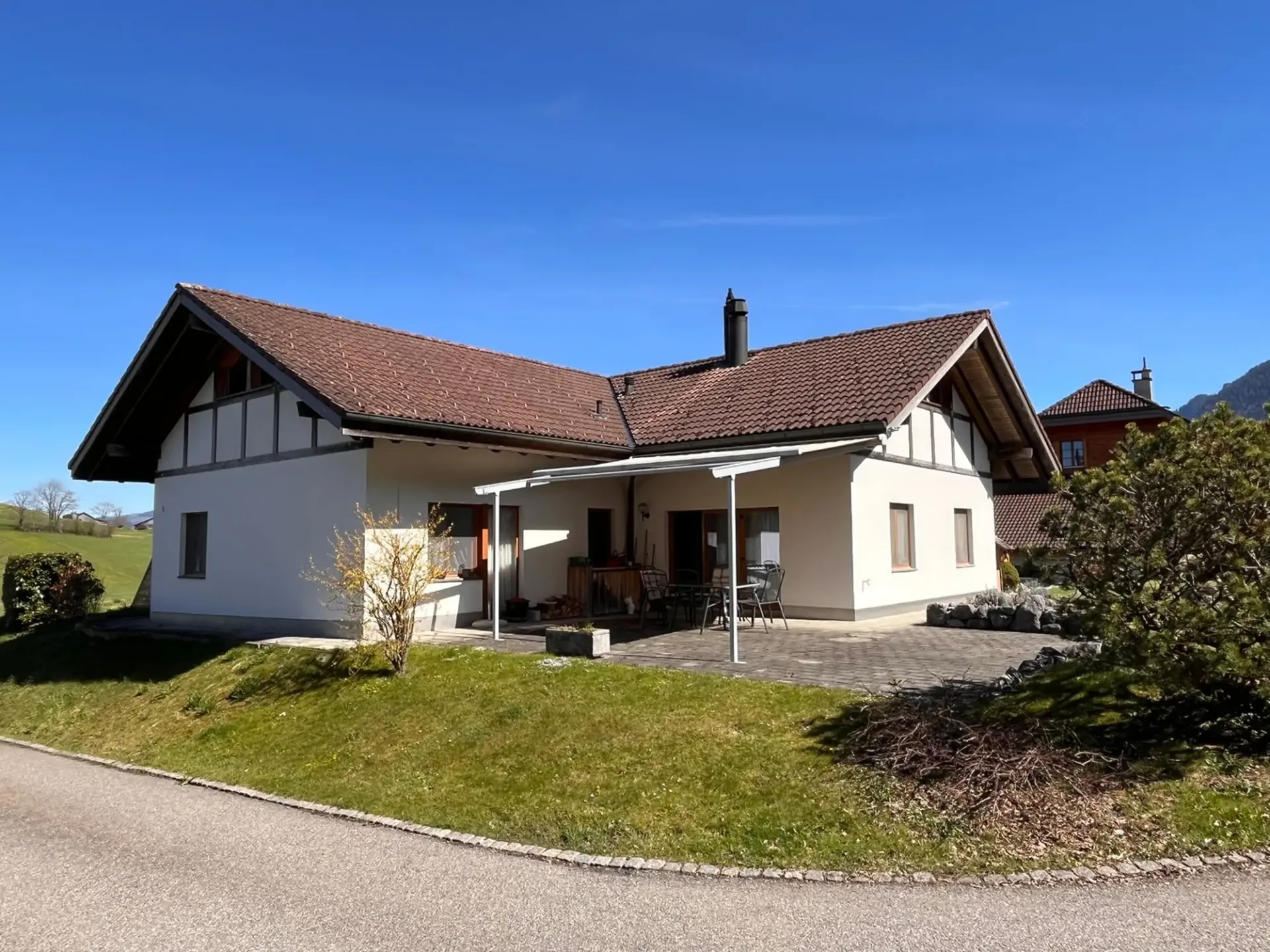 grosses 4.5-Zimmer Einfamilienhaus an ruhiger Lage