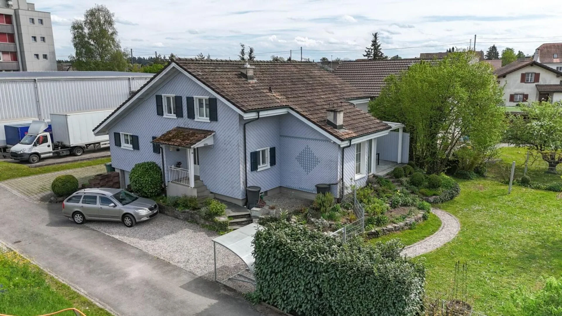 Modernes Haus mit flexiblem Raumangebot und Einliegerwohnung möglich