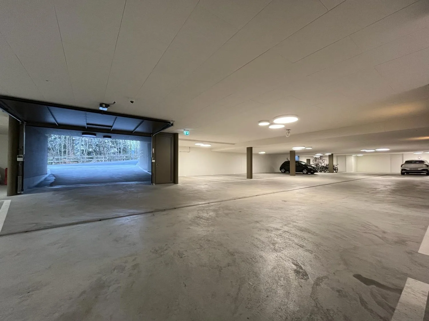 Tiefgaragenplatz zu vermieten