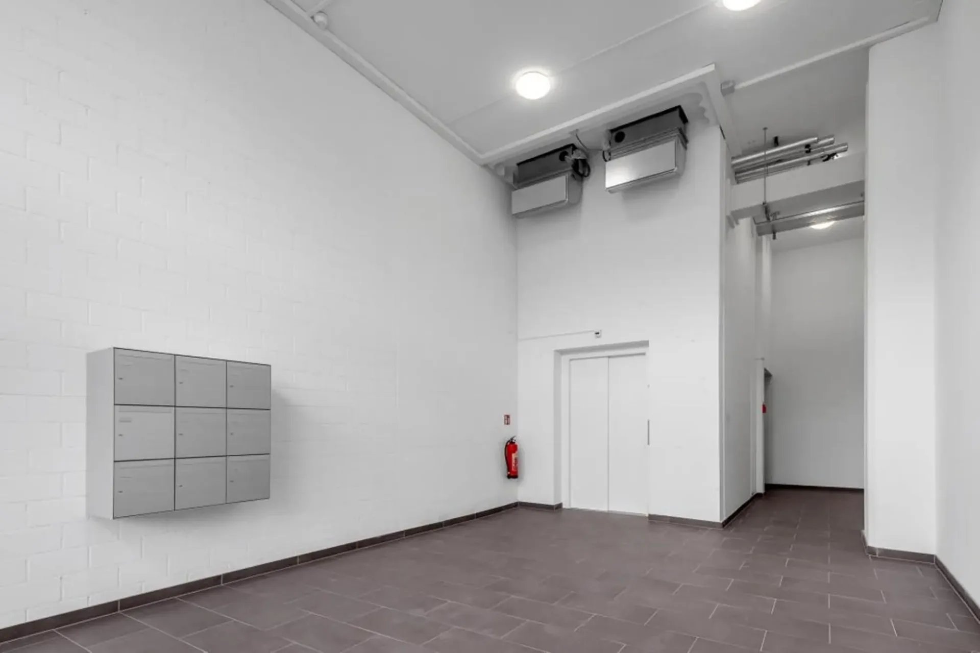 ausgebaute und moderne Bürofläche im Industrial-Look