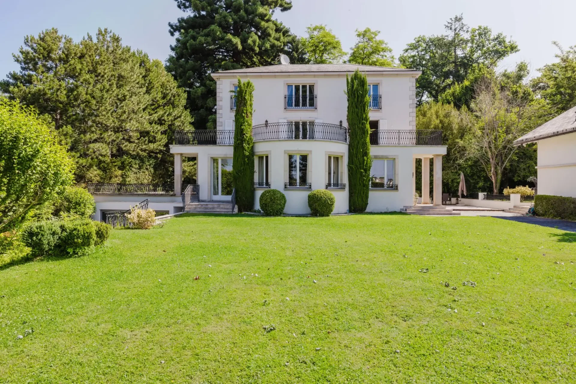 Elegantes Familienhaus in Collonge-Bellerive
