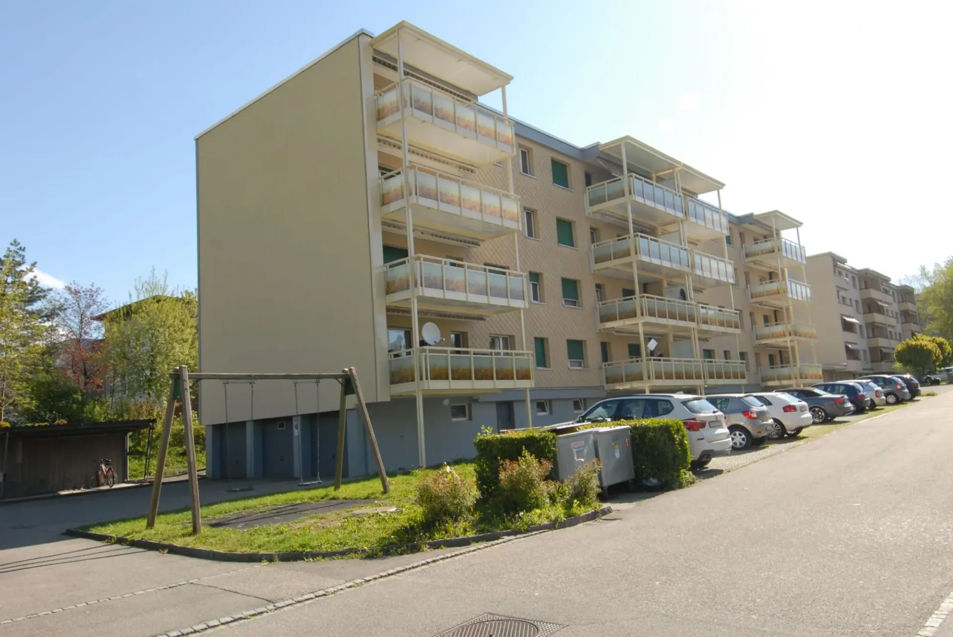 Ihr neues Zuhause mit grossem Balkon, Nähe Schule und Autobahnanschluss!